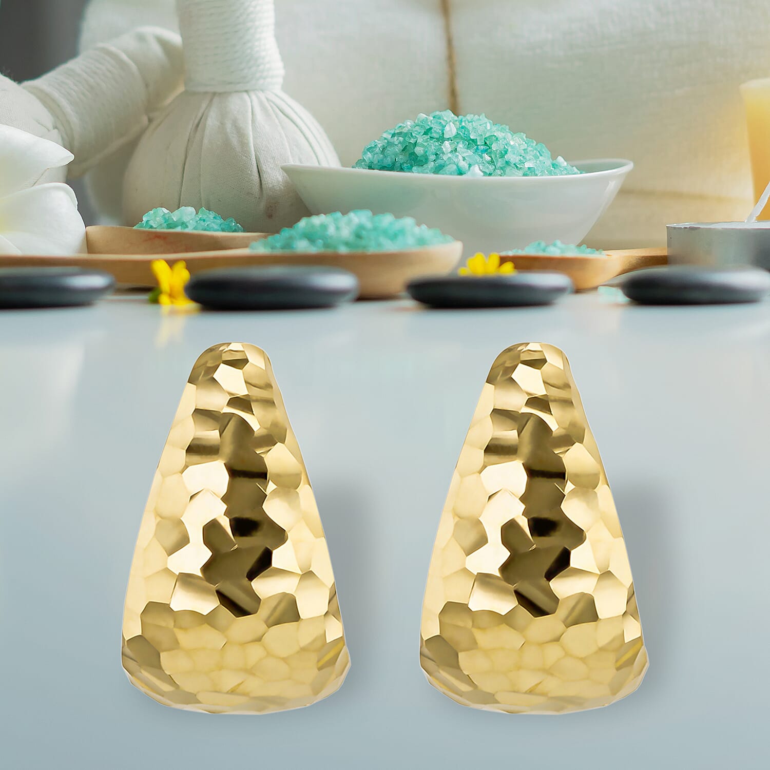 9K Yellow Gold  Earring,  Gold Wt. 1.7 Gms