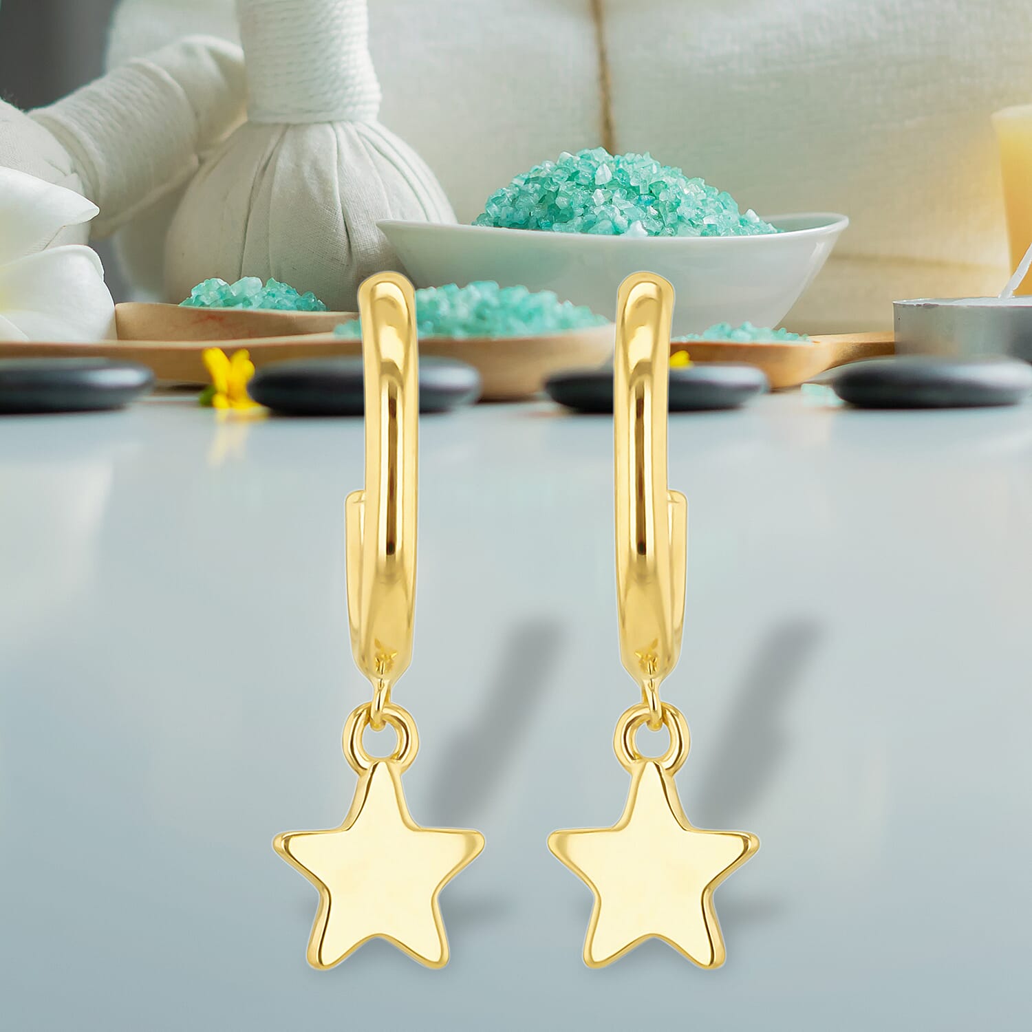 9K Yellow Gold  Earring,  Gold Wt. 1.1 Gms