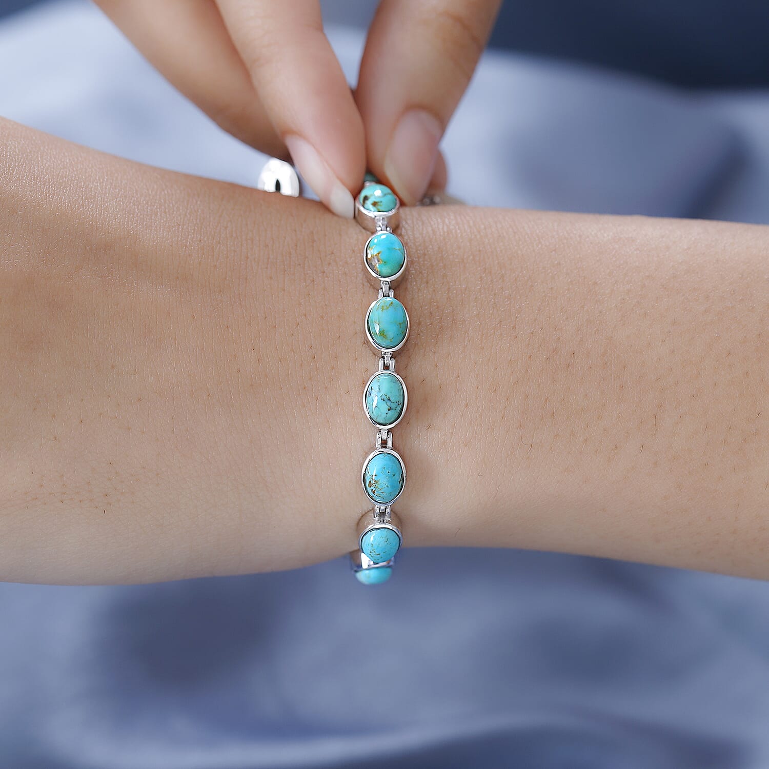 Sierra Nevada Turquoise Tennis Bracelet (Size - 7) in Platinum Overlay Sterling Silver 17.30 Ct, Silver Wt. 13.88 Gms.