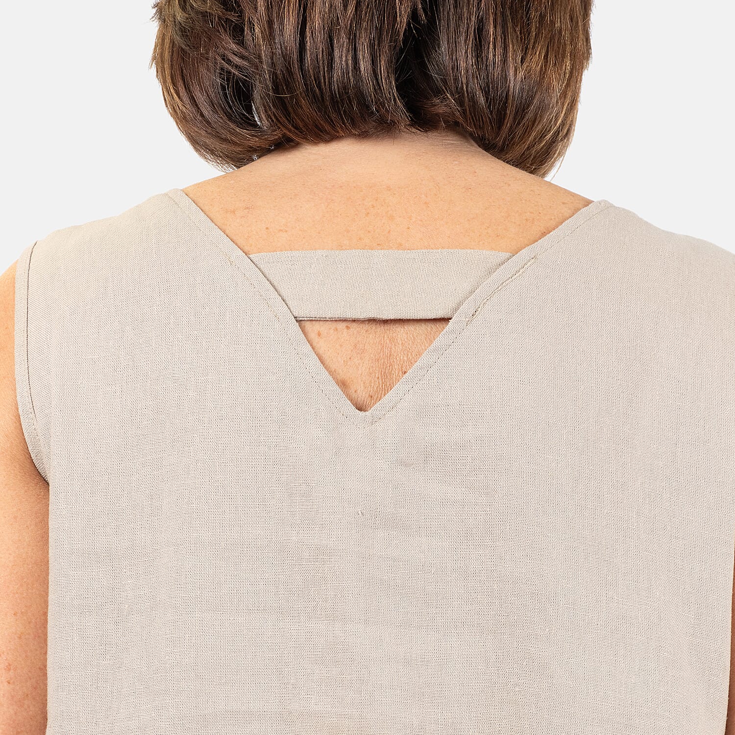 Ladies Sleeveless V-Neck Linen Top (Size 12) - Black