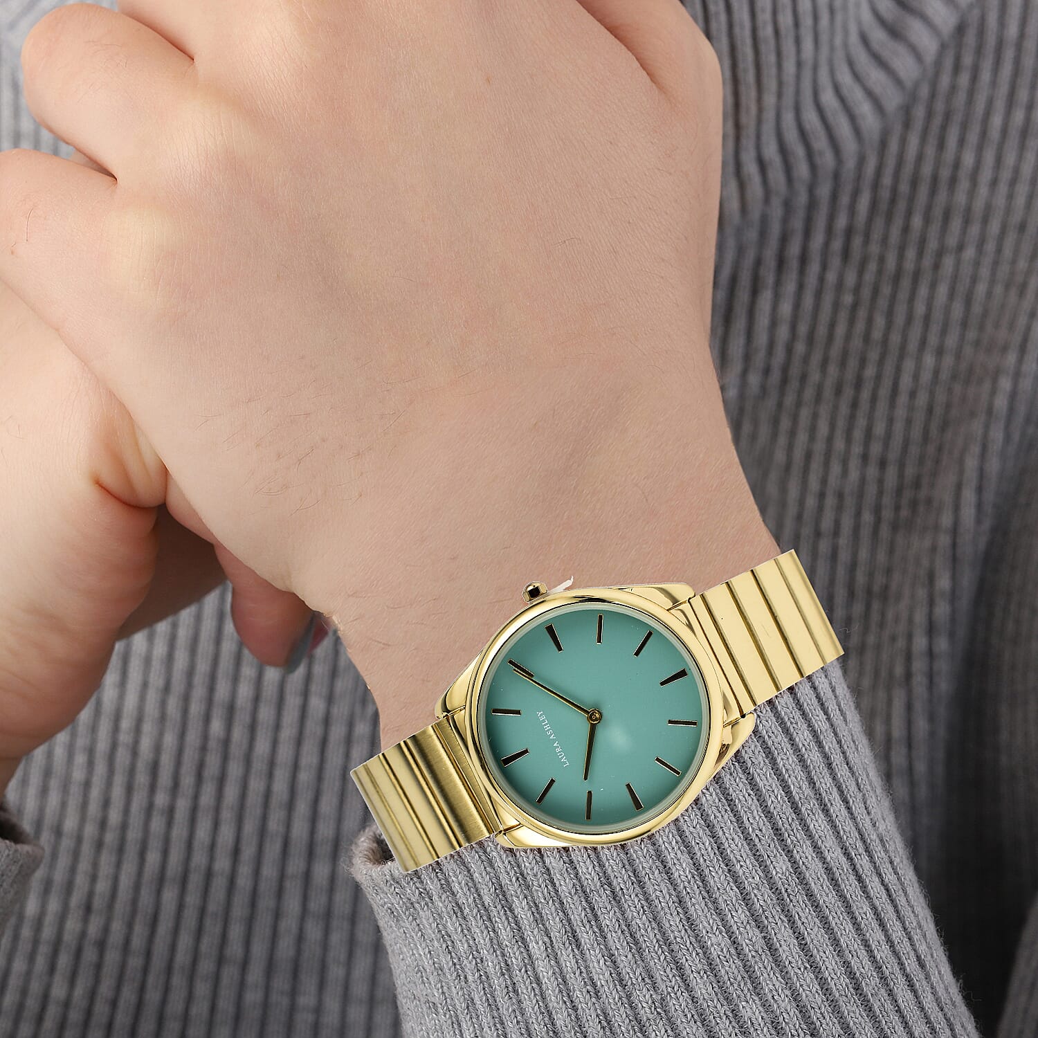 Laura Ashley Japanese Quartz Movement Womens Watch with Garden Green Dial and Glided Bracelet - Gold