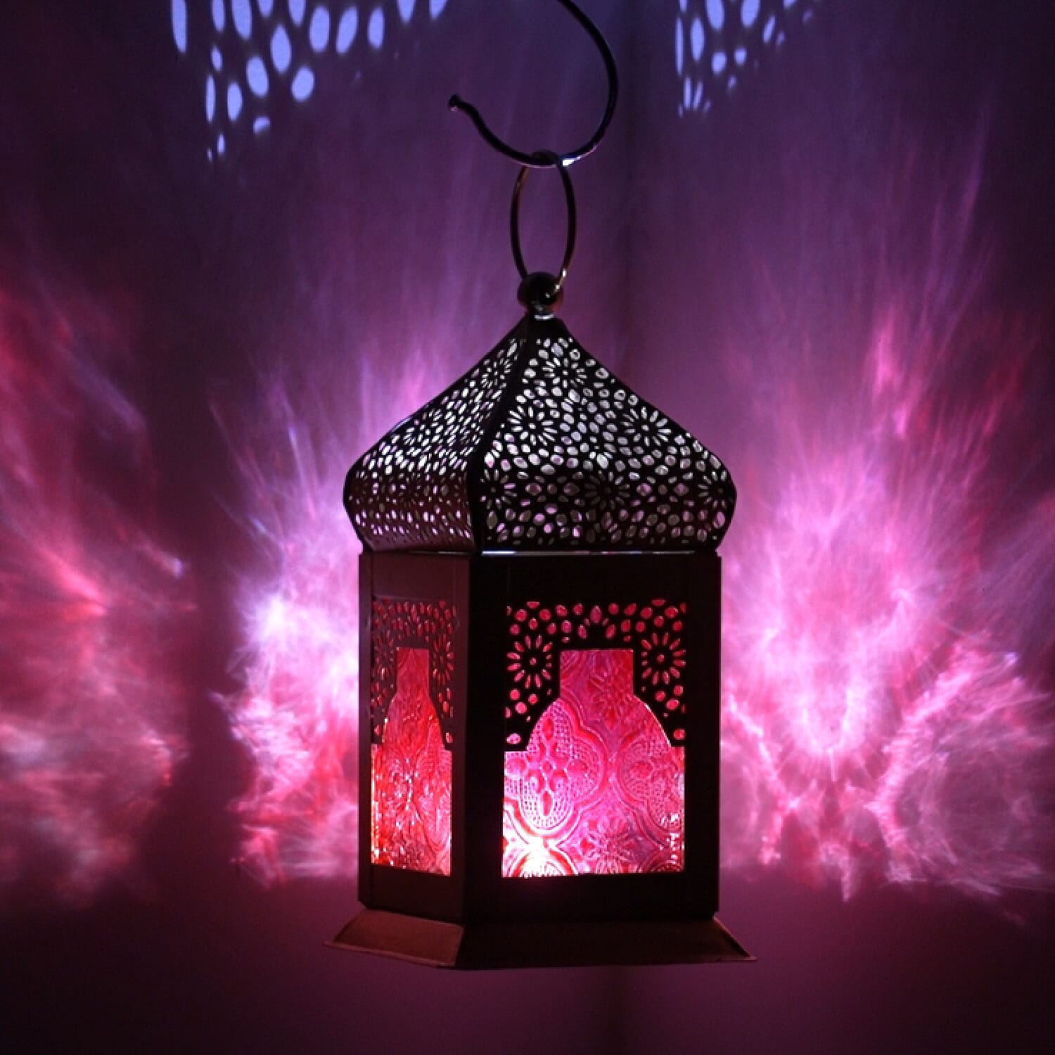 DOORBUSTER - Handmade Moroccan Style LED Lantern with Golden Finish (3xAAA Battery Required) - Red
