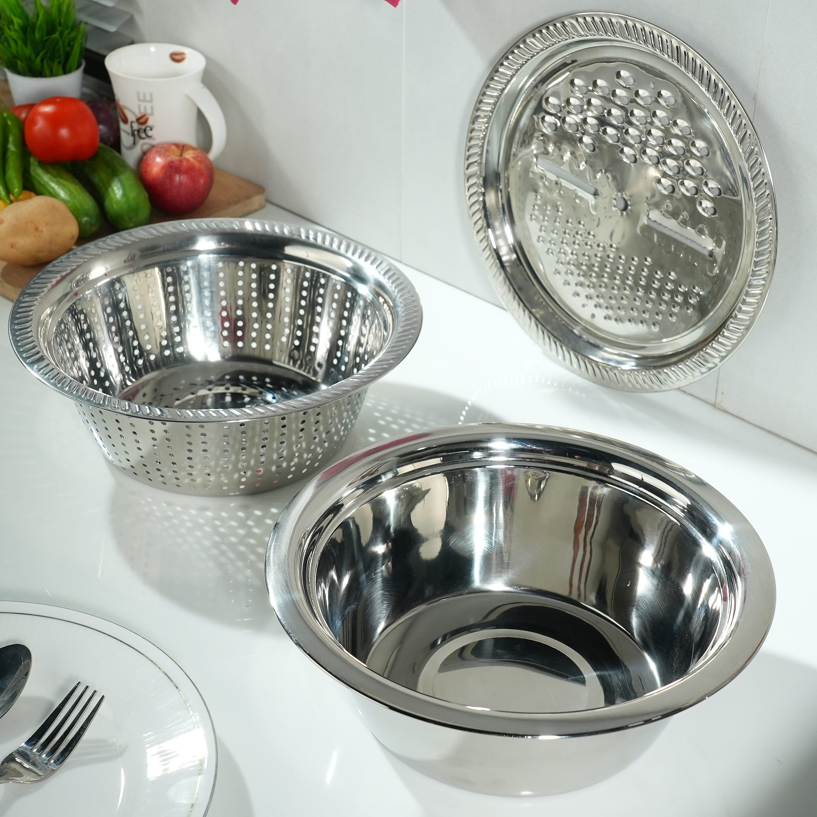 Set of 3 Stainless Steel Multifunctional Grating Basin (26 cm) - Silver