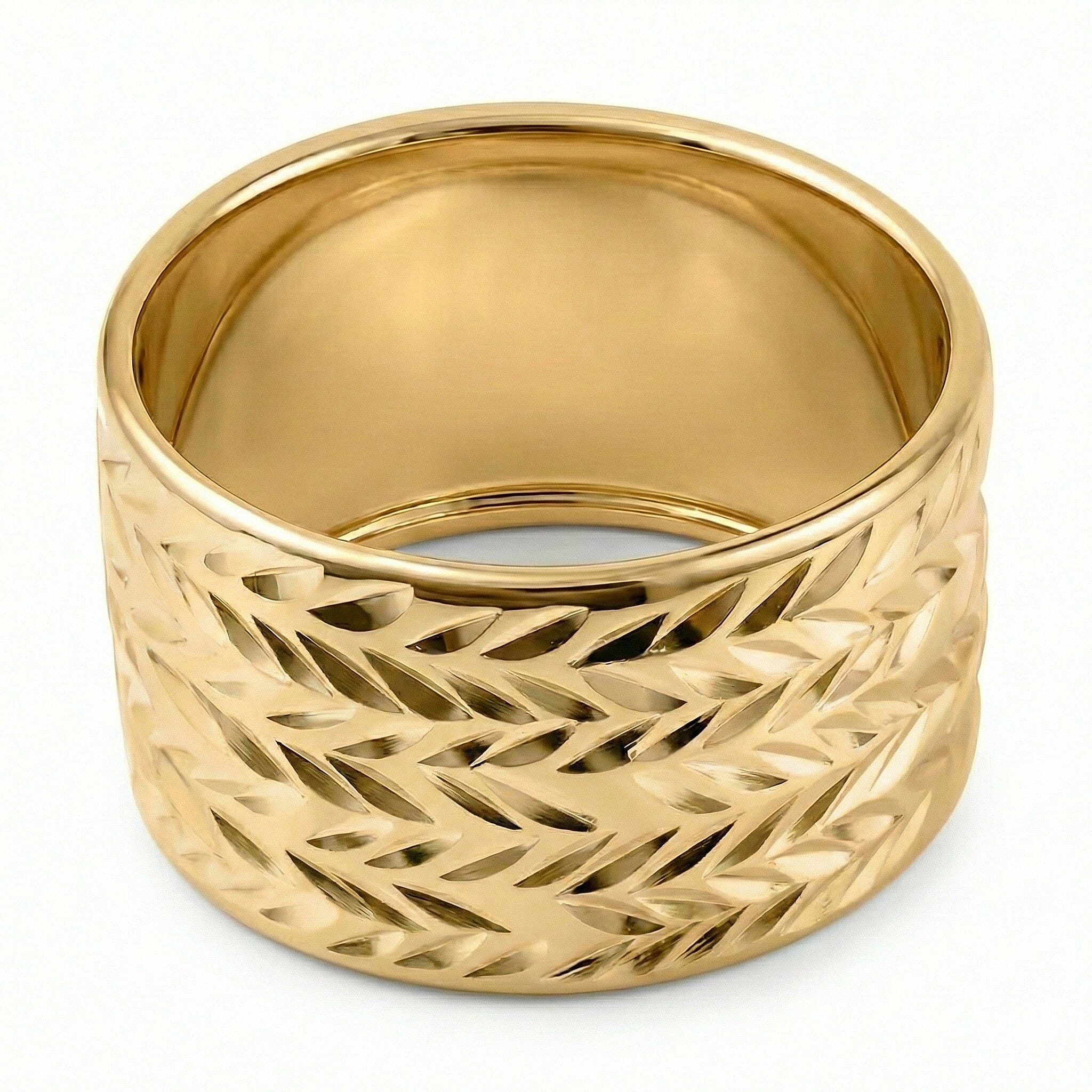 Maestro Collection - 9K Yellow Gold Diamond Cut Band Ring