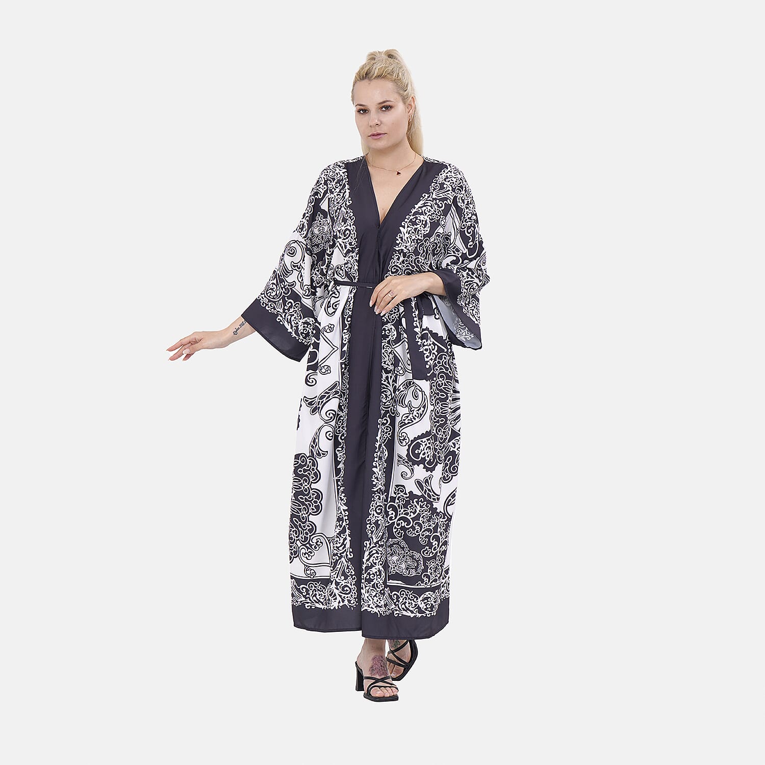 Closeout Deal Floral Printed Long Kimono (One Size) - Black