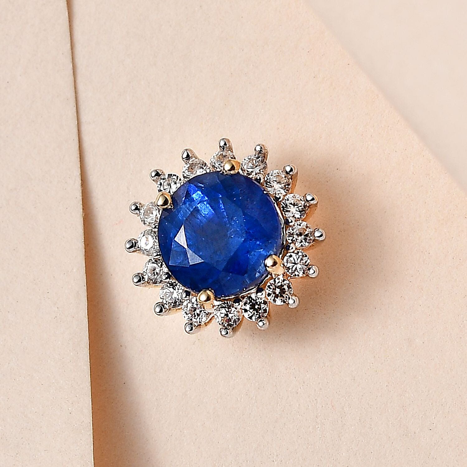 Natural Himalayan Kyanite and Natural Zircon Circle Halo Pendant in 9K Yellow Gold 1.32 Ct