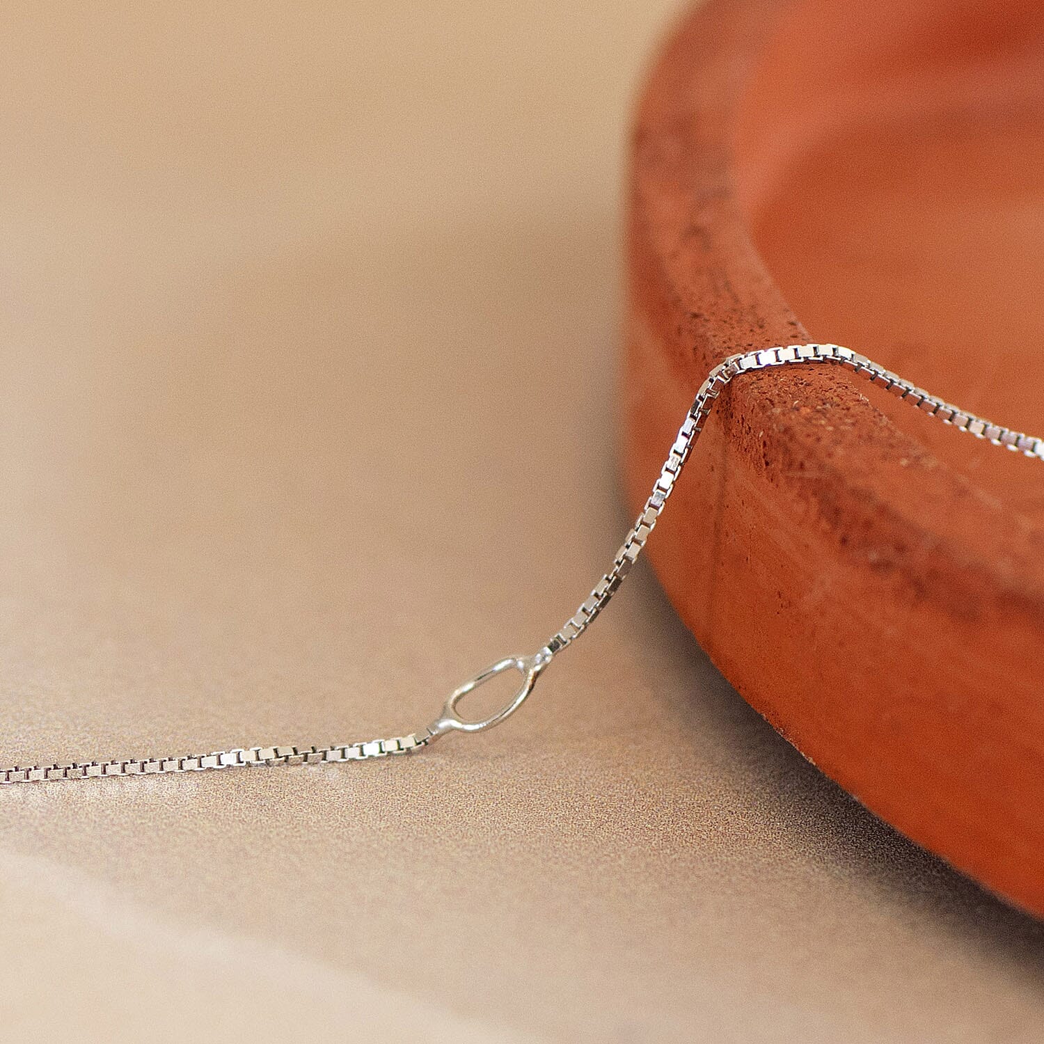 18K W Gold  Chain (Size - 20),  Gold Wt. 1.8 Gms