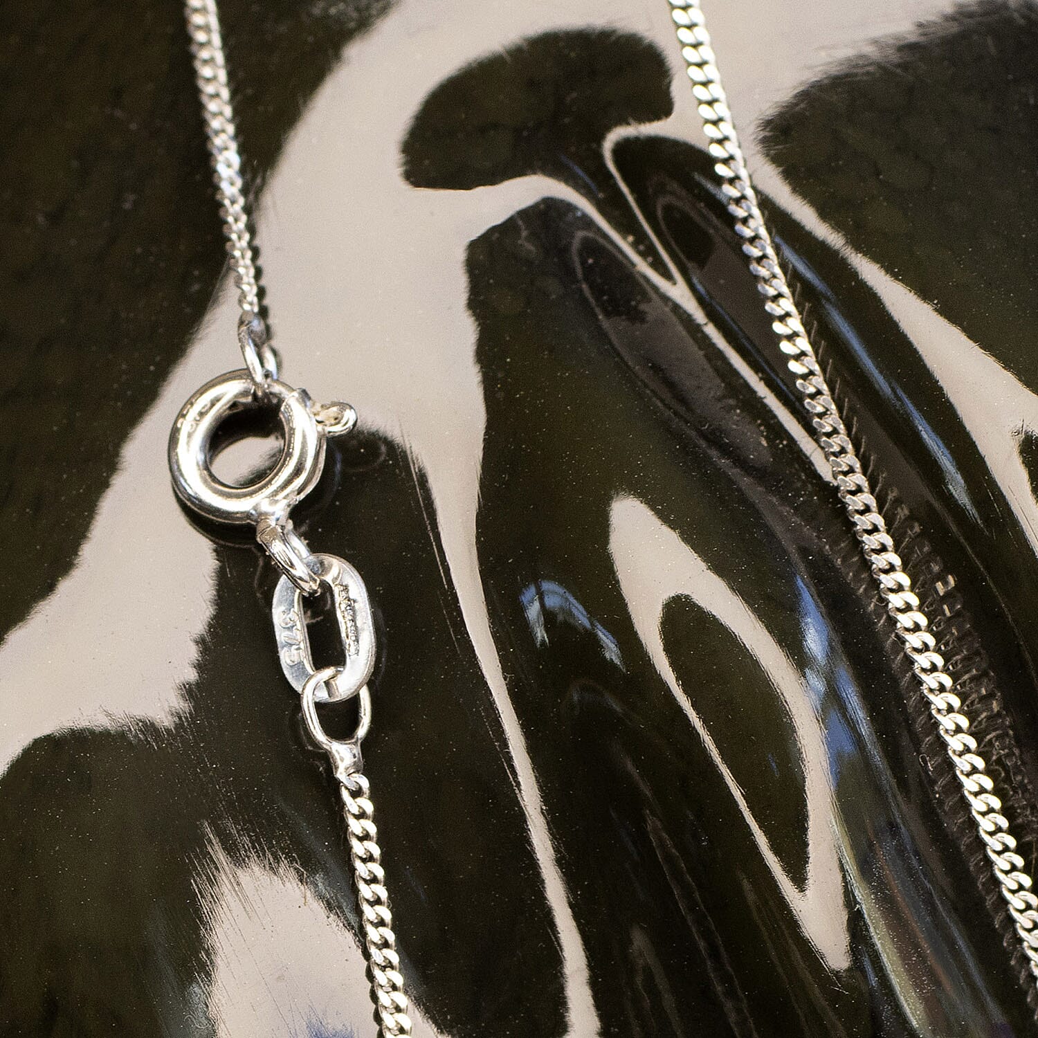 18K W Gold Diamond Cut Curb Chain (Size - 16)