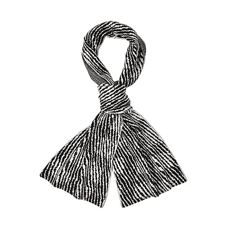 Closeout Deal - Stylish Knitted Scarf (One Size, 172x31 cm) - Black & White