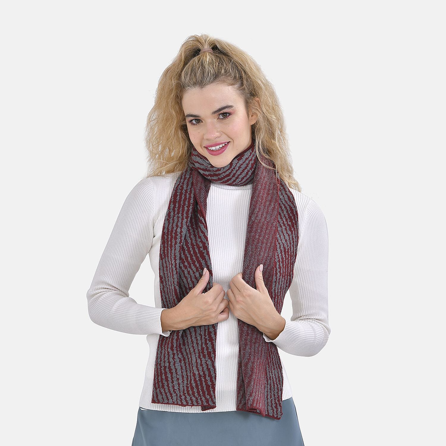 Closeout Deal - Stylish Knitted Scarf (One Size, 172x31 cm) - Burgundy & Light Grey