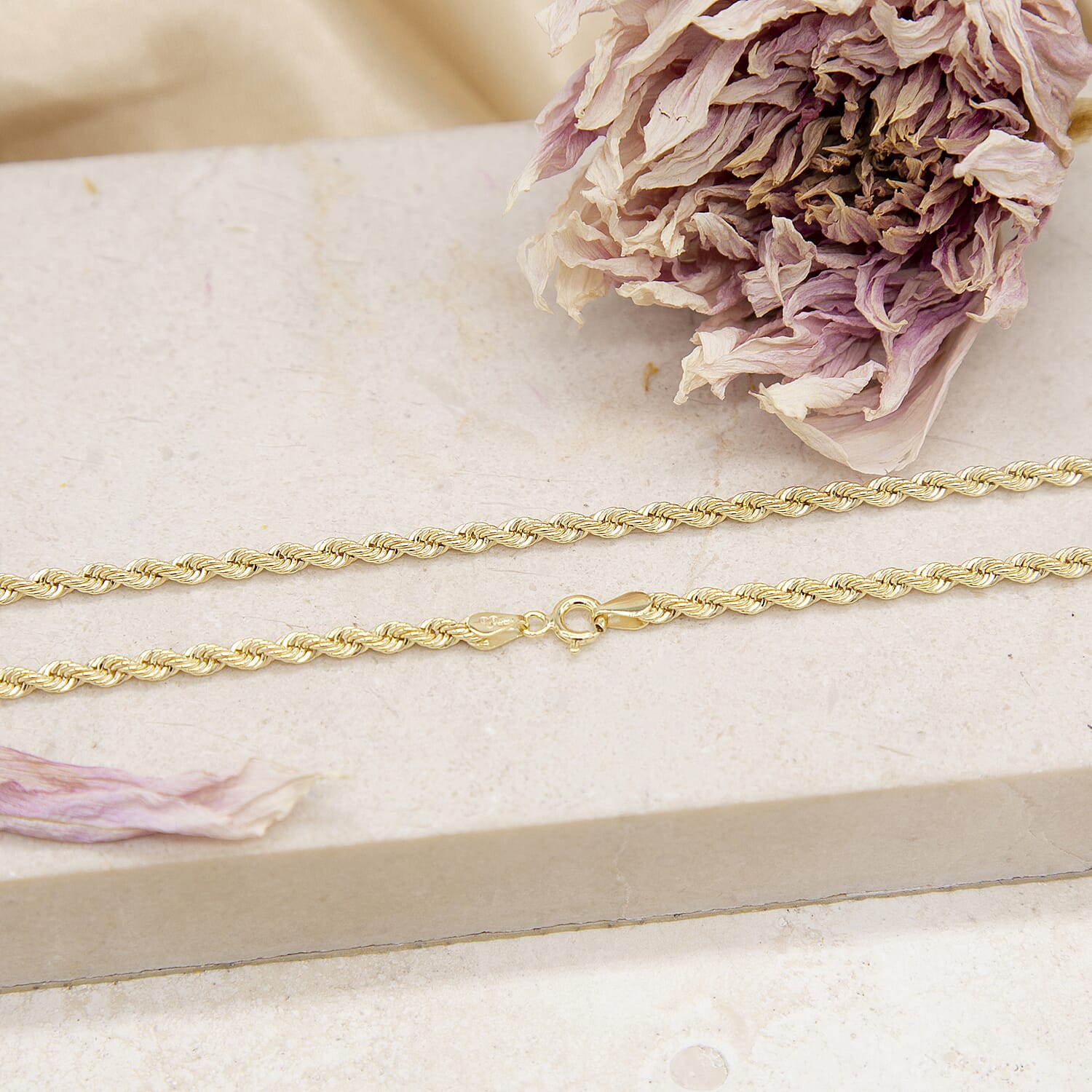9K Yellow Gold  Chain (Size - 20),  Gold Wt. 4.4 Gms