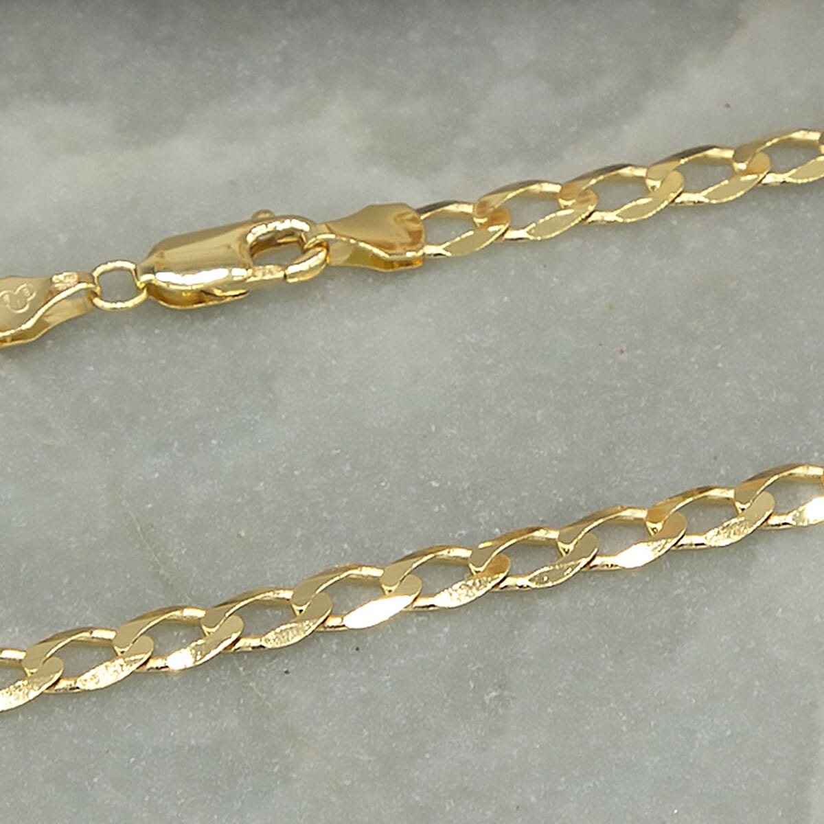 9K Yellow Gold Flat Curb Chain With Lobster Clasp (Size - 16)