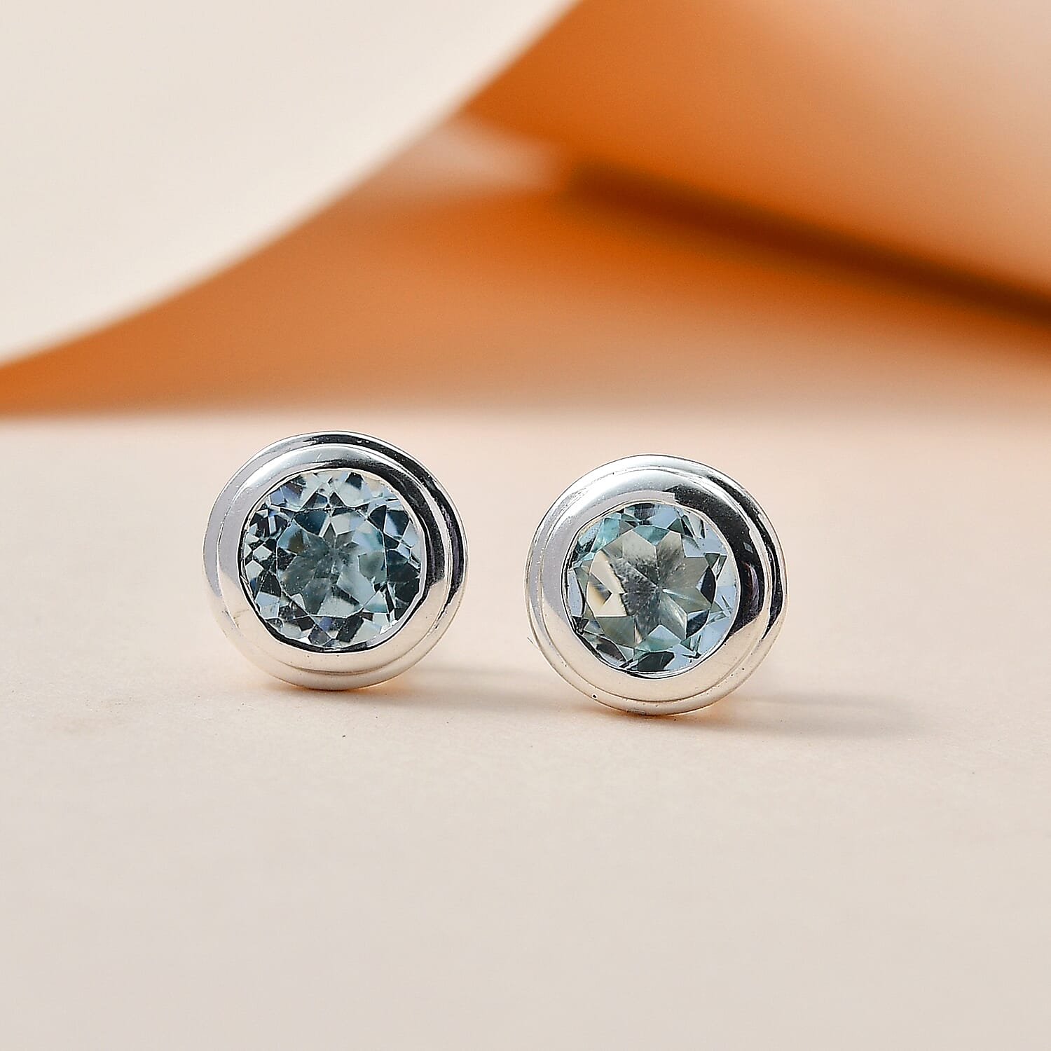 Skyblue Topaz Stud Solitaire Earrings with Push Back in Sterling Silver 2.07 Ct. Skyblue Topaz Stud Solitaire Earrings with Push Back in Sterling Silver 2.07 Ct.