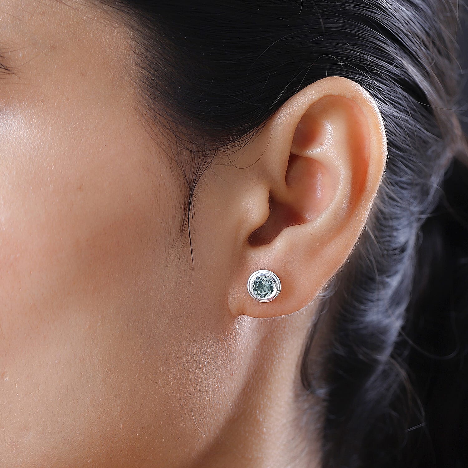Skyblue Topaz Stud Solitaire Earrings with Push Back in Sterling Silver 2.07 Ct. Skyblue Topaz Stud Solitaire Earrings with Push Back in Sterling Silver 2.07 Ct.