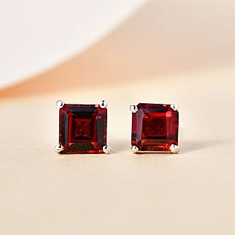 https://tjcuk.sirv.com/Products/75/7/7577583/Red-Garnet-Solitaire-Stud-Push-Post-Earring-in-Platinum-Overlay-Sterli_7577583_1.jpg?w=342&h=342