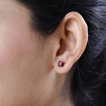 https://tjcuk.sirv.com/Products/75/7/7577583/Red-Garnet-Solitaire-Stud-Push-Post-Earring-in-Platinum-Overlay-Sterli_7577583_2.jpg?w=342&h=342