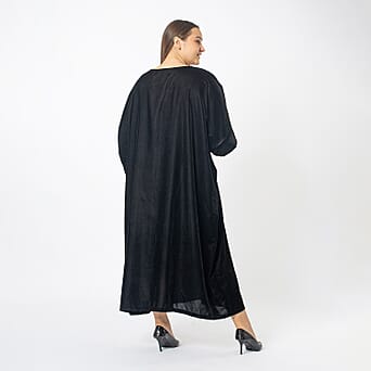https://tjcuk.sirv.com/Products/75/7/7578641/Front-Yoke-Embroidered-Kaftan-One-Size-Black_7578641_1.jpg?w=342&h=342
