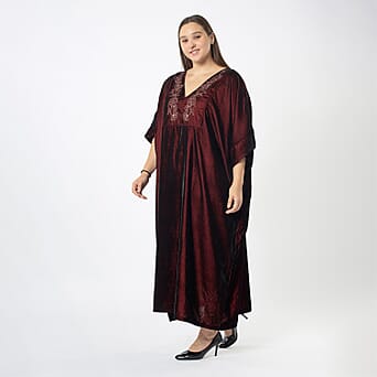 https://tjcuk.sirv.com/Products/75/7/7578644/Front-Yoke-Embroidered-Kaftan-One-Size-Wine-Red_7578644_3.jpg?w=342&h=342