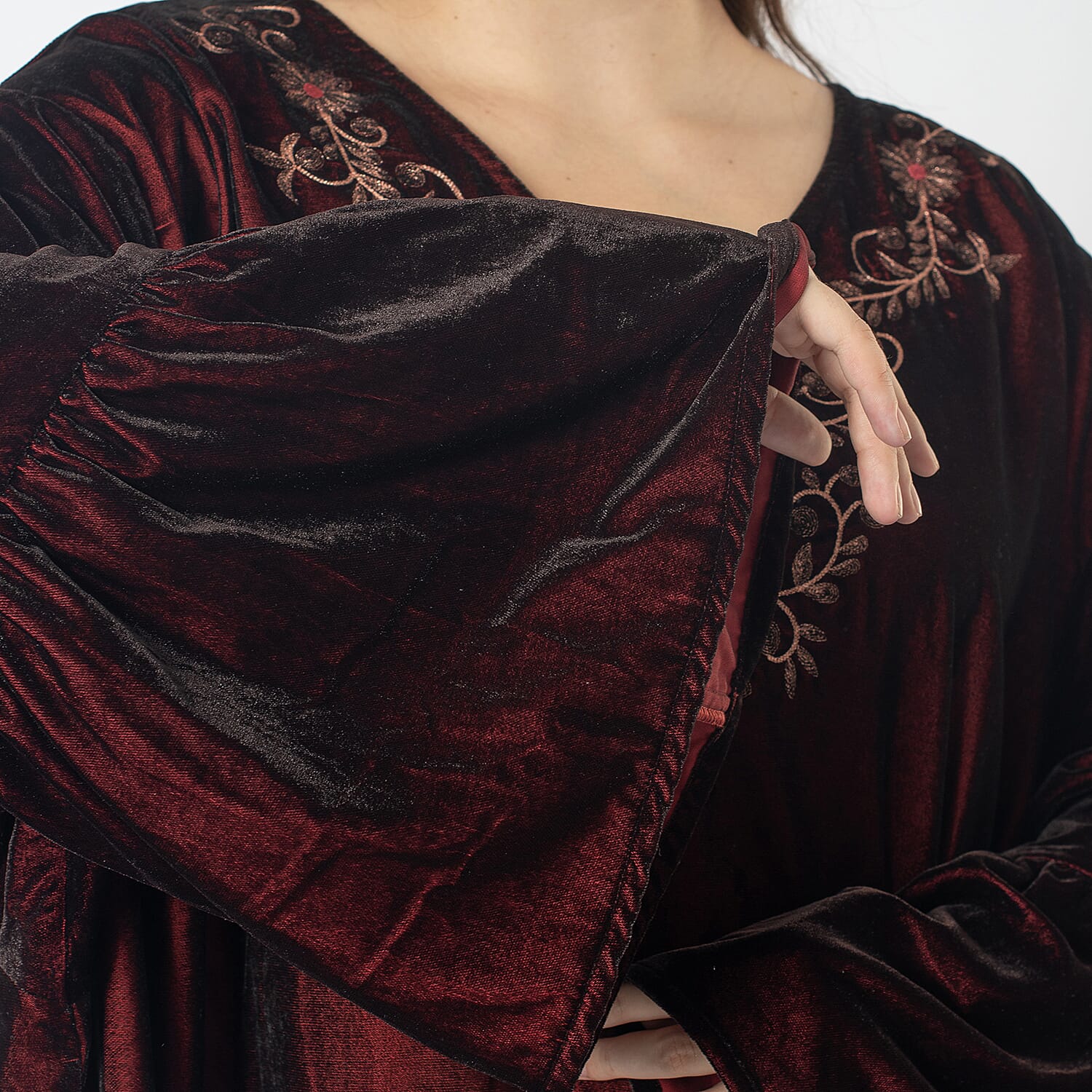 Front Yoke Embroidered Kaftan (One Size) - Black