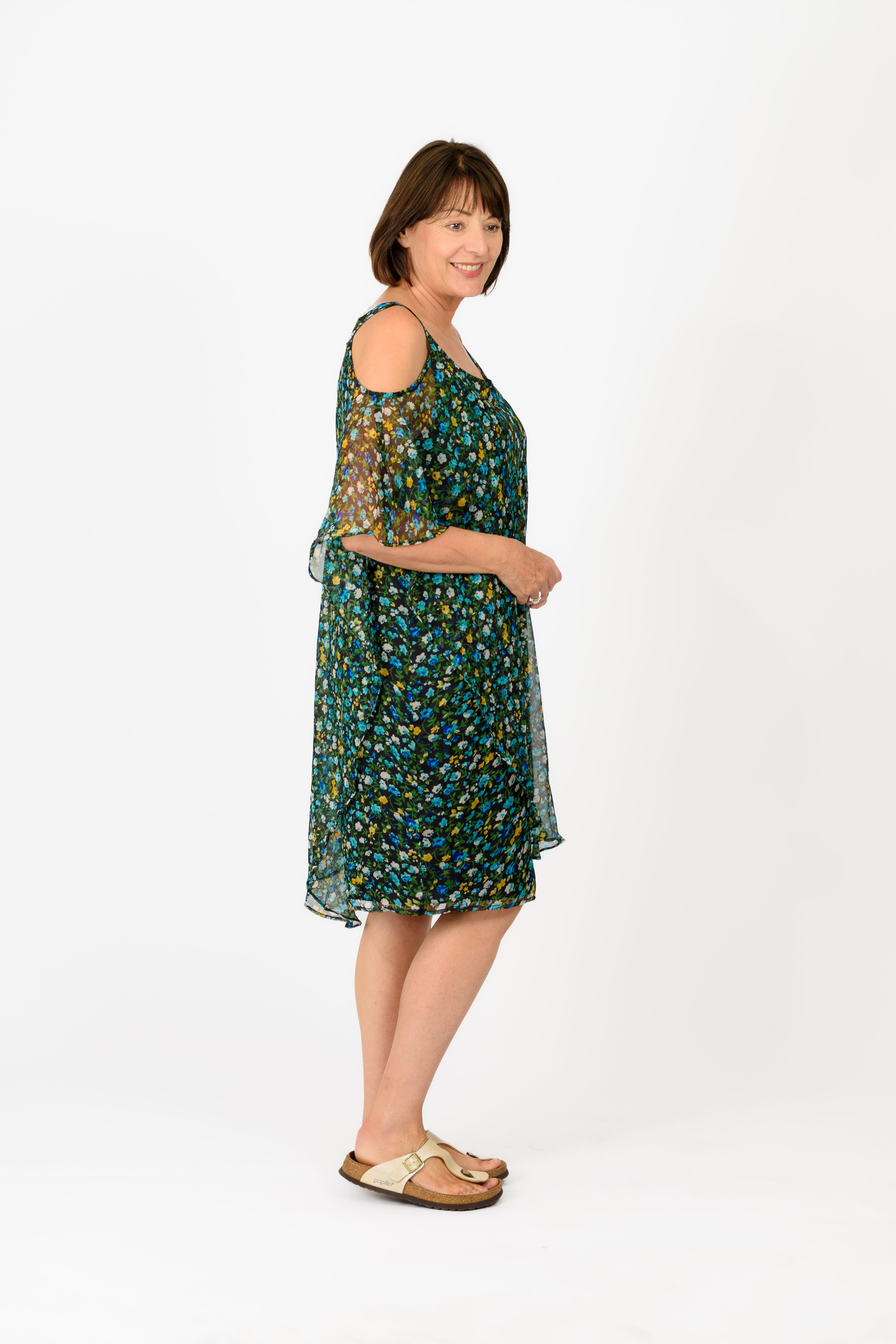 Tamsy Knitted Knee Length Dress (Size L) - Green & Black