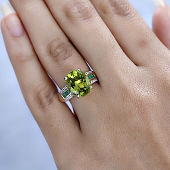 https://tjcuk.sirv.com/Products/75/8/7581388/No-Brand-9K-Yellow-Gold-AA-Peridot-White-Zircon-Zambian-Emerald-Main-S_7581388_2.jpg?w=342&h=342