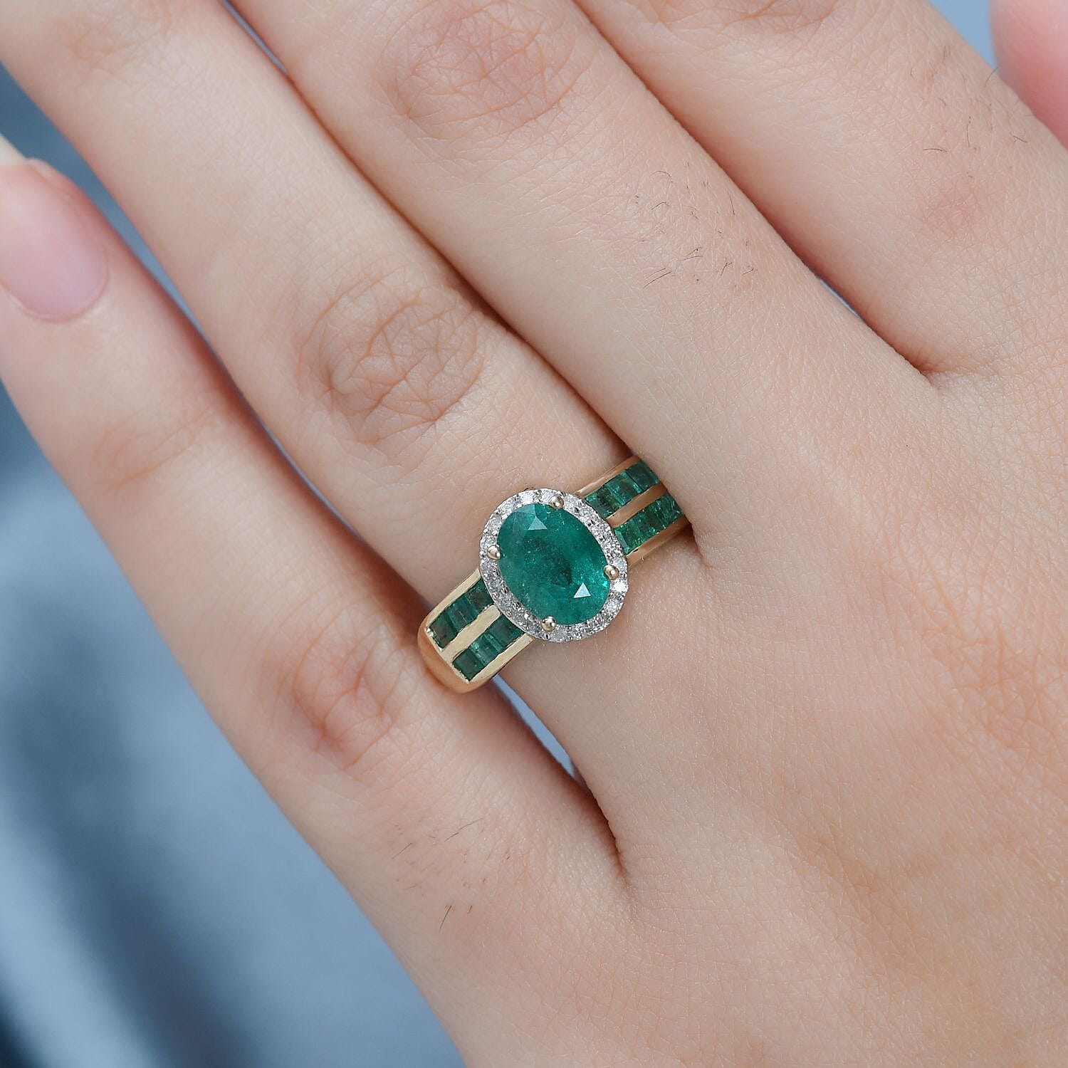 Gemfields AAA Emerald 9K Yellow Gold and Diamond Ring 1.82 Ct.