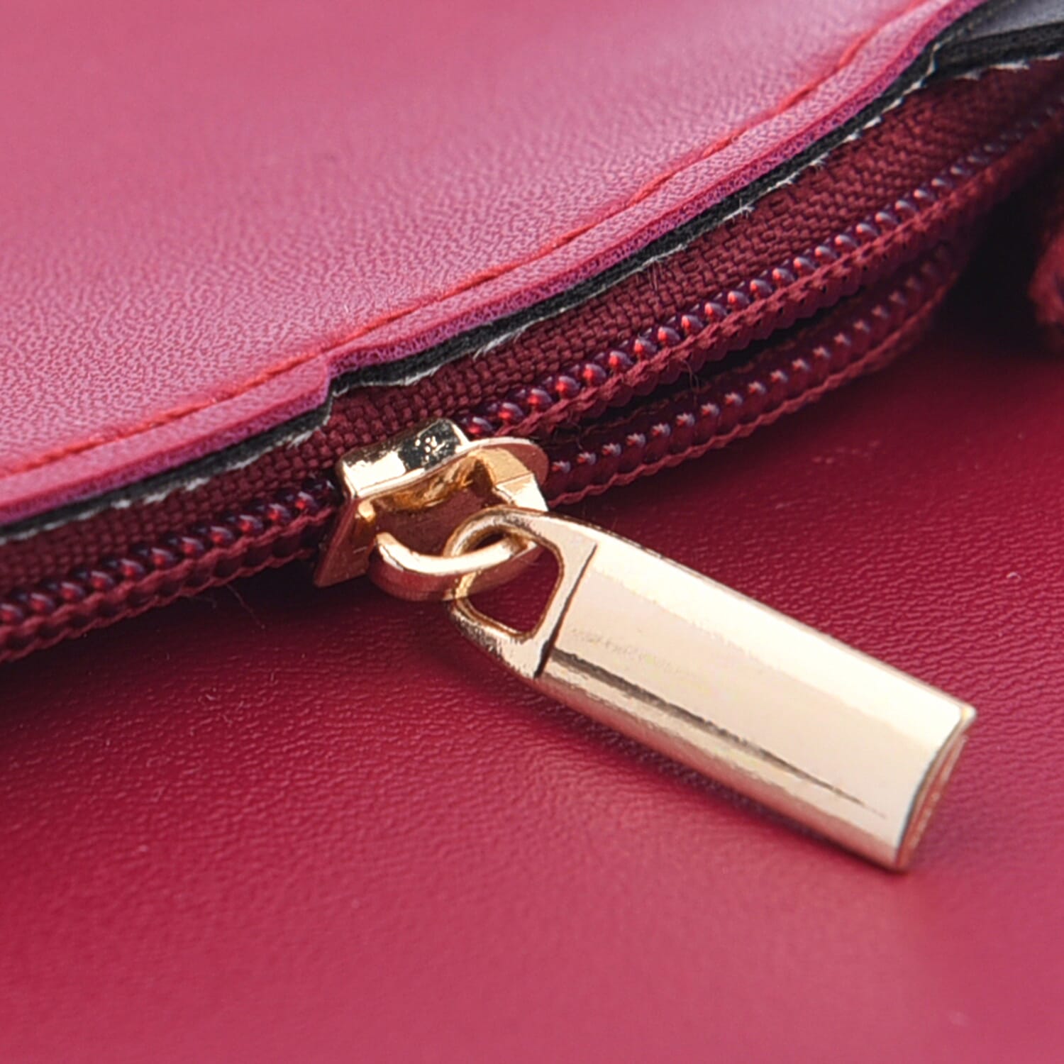 Cat Pouch with Zipper Closure (Size 17x8Cm) - Dark Pink