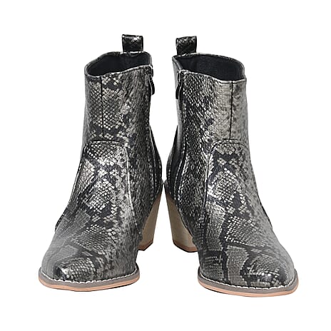 Snake Skin Pattern Winter Boots (Size 6) - Pewter