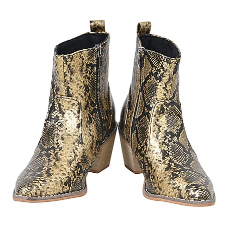 Snake Skin Pattern Winter Boots (Size 8) - Gold