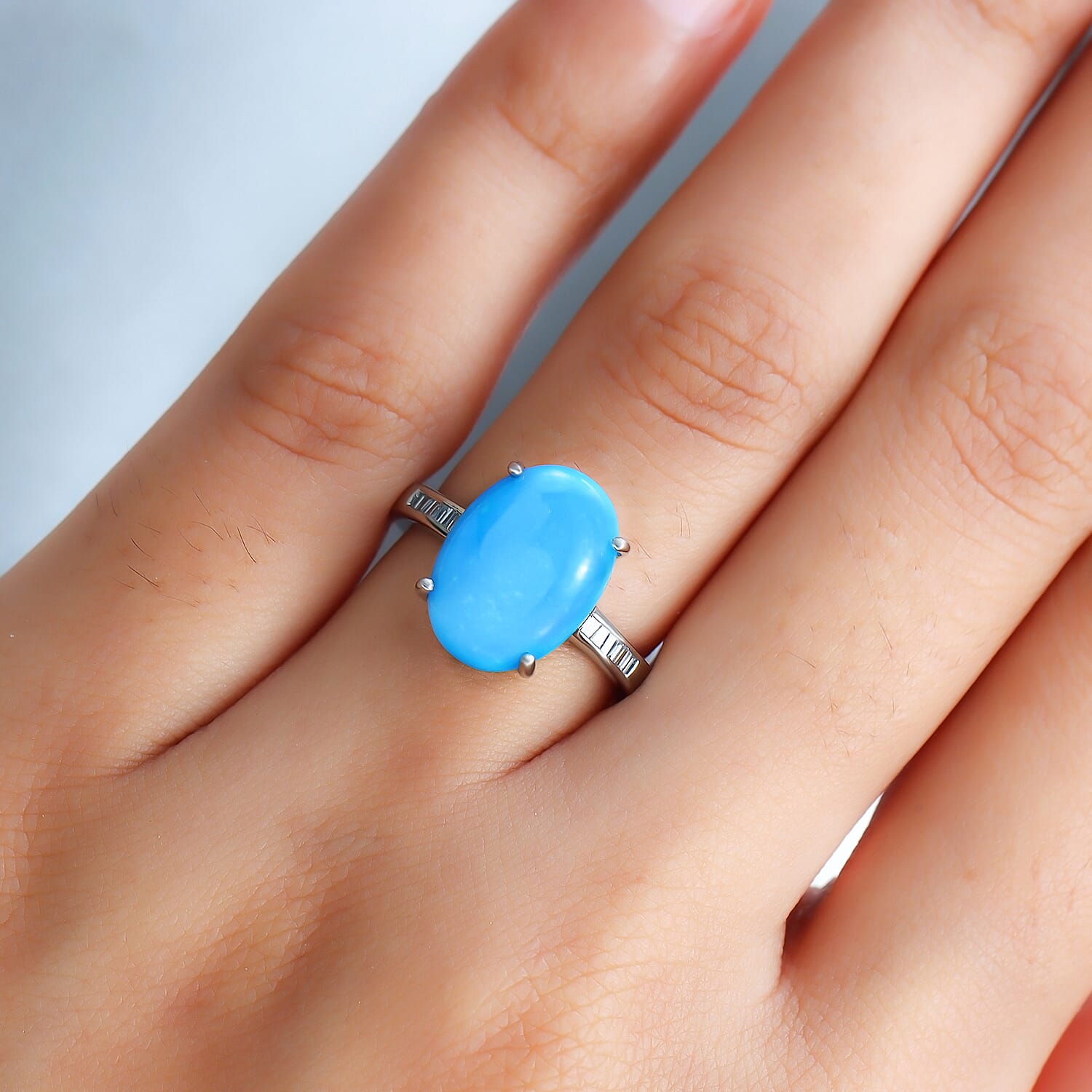 RHAPSODY 950 Platinum Arizona Sleeping Beauty Turquoise and Diamond Ring 4.54 Ct, Platinum Wt. 6.00 Gms