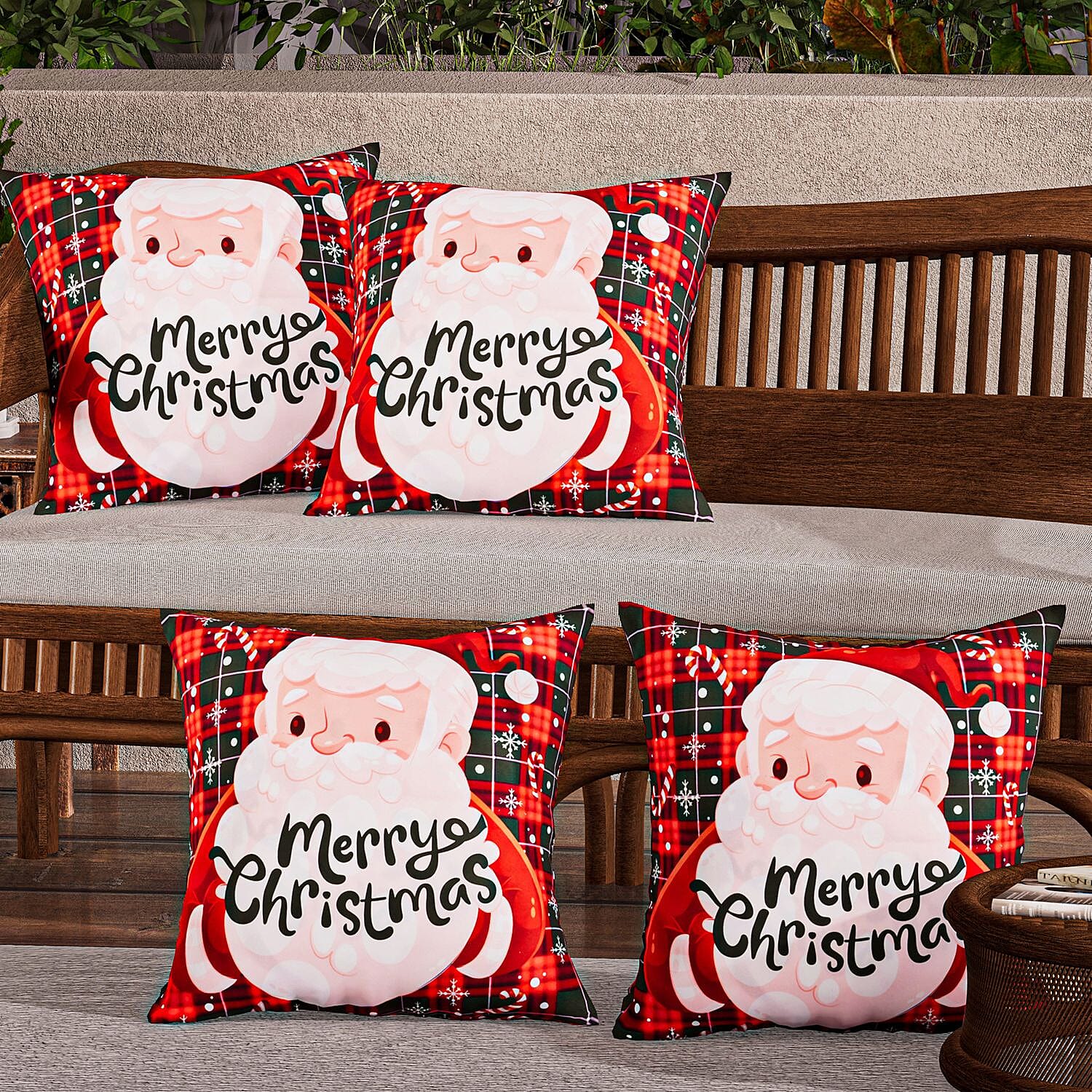 Set of 4 Christmas cushion cover with Santa Claus pattern