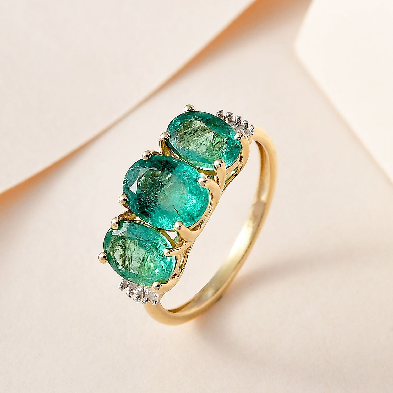 14K Yellow Gold AAA Gemfields Emerald and Diamond Ring 2.70 Ct