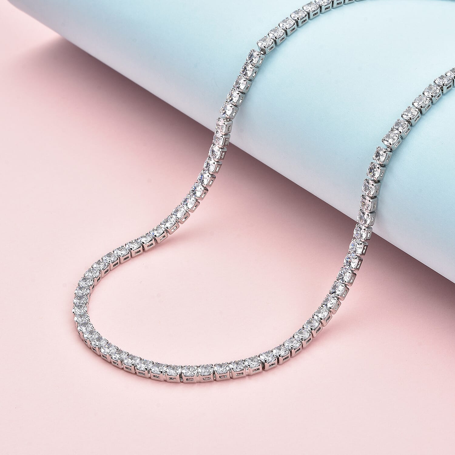 Simulated Diamond Necklace 30.00ct Equiv.(Size - 18) in Silver Tone.