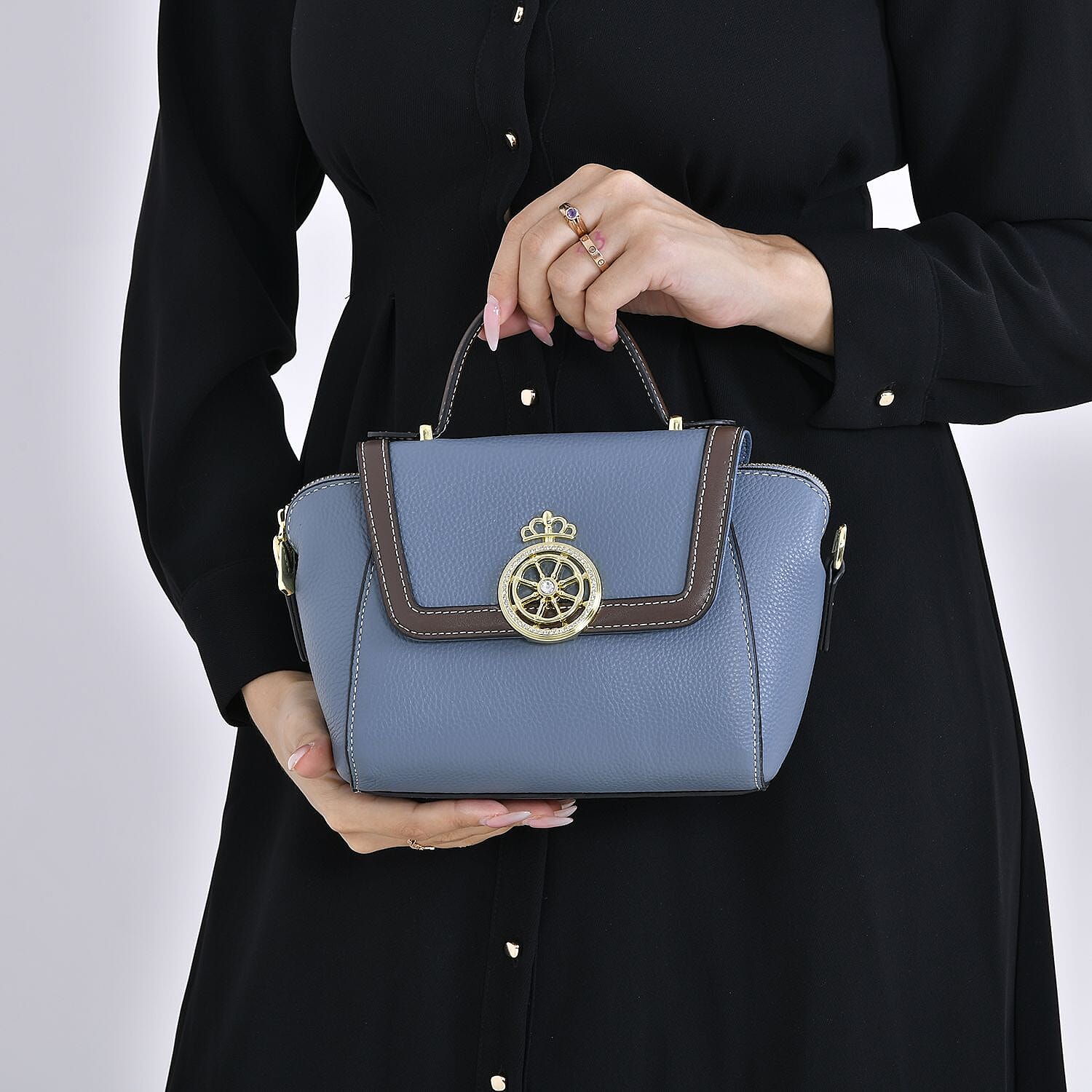 Elegant 100% Genuine Leather Crossbody Bag With Flip Top Zip Closure & Detachable Shoulder Trap - Blue