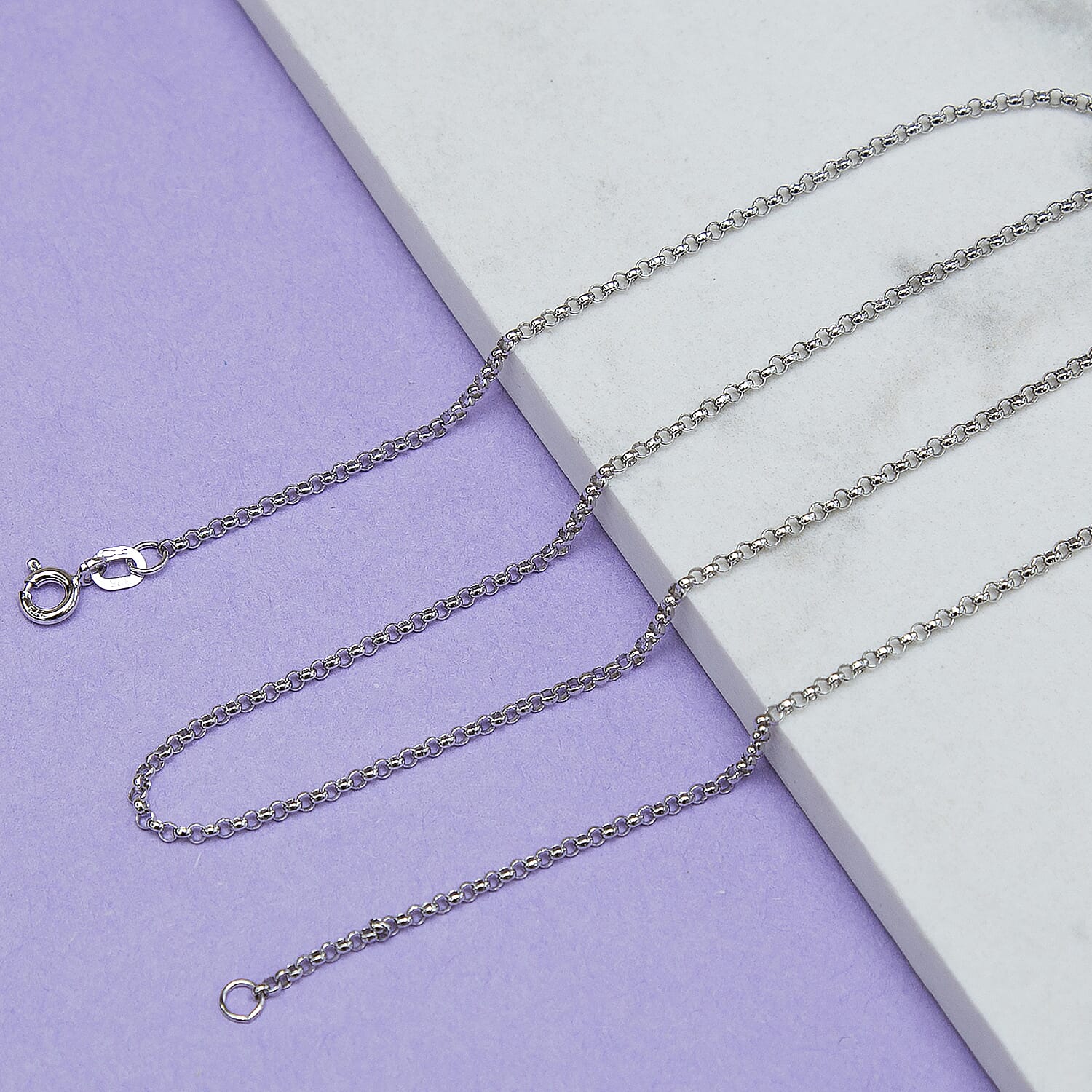 9K White Gold Chain (Size - 18), Gold Wt. 2.9 Gms 9K White Gold Chain (Size - 18), Gold Wt. 2.9 Gms