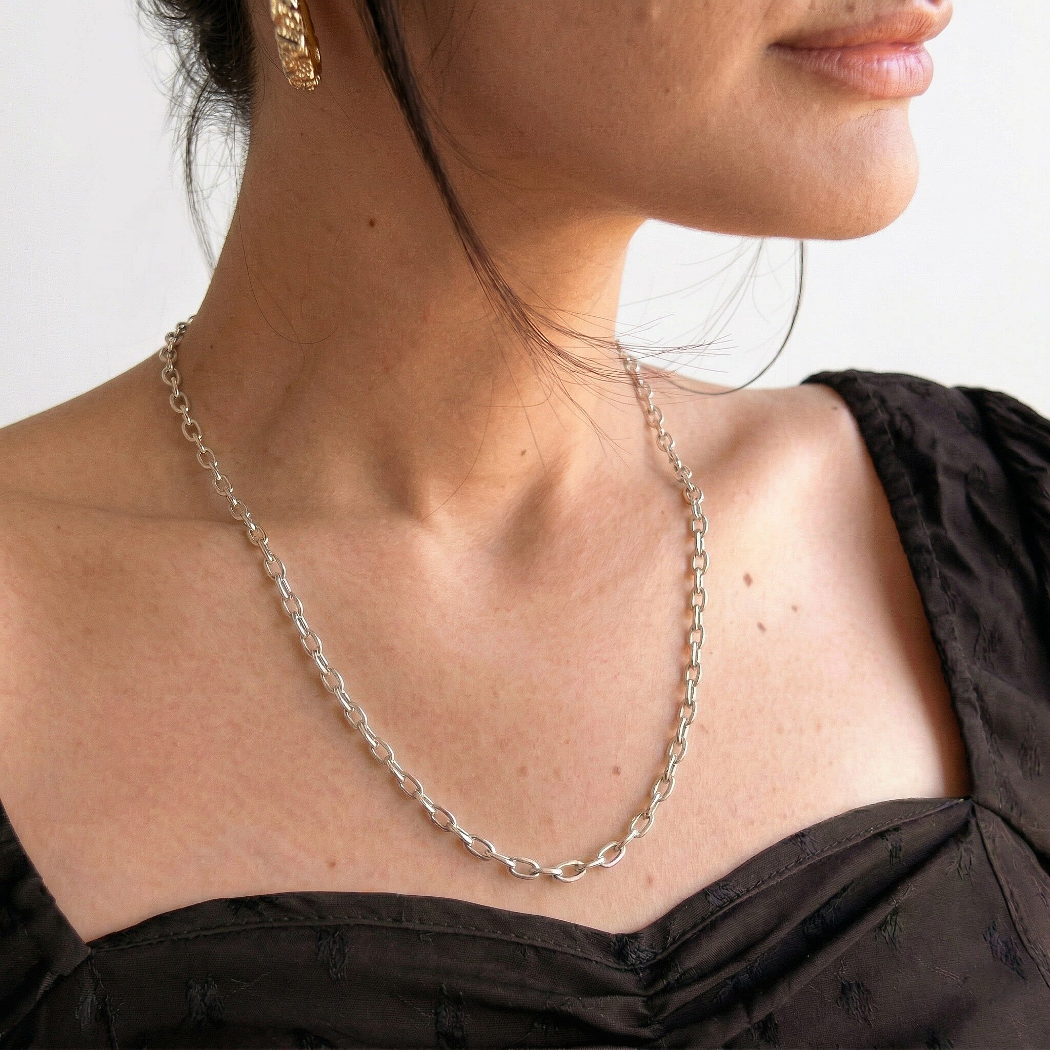 9K White Gold  Chain (Size - 22),  Gold Wt. 1.5 Gms
