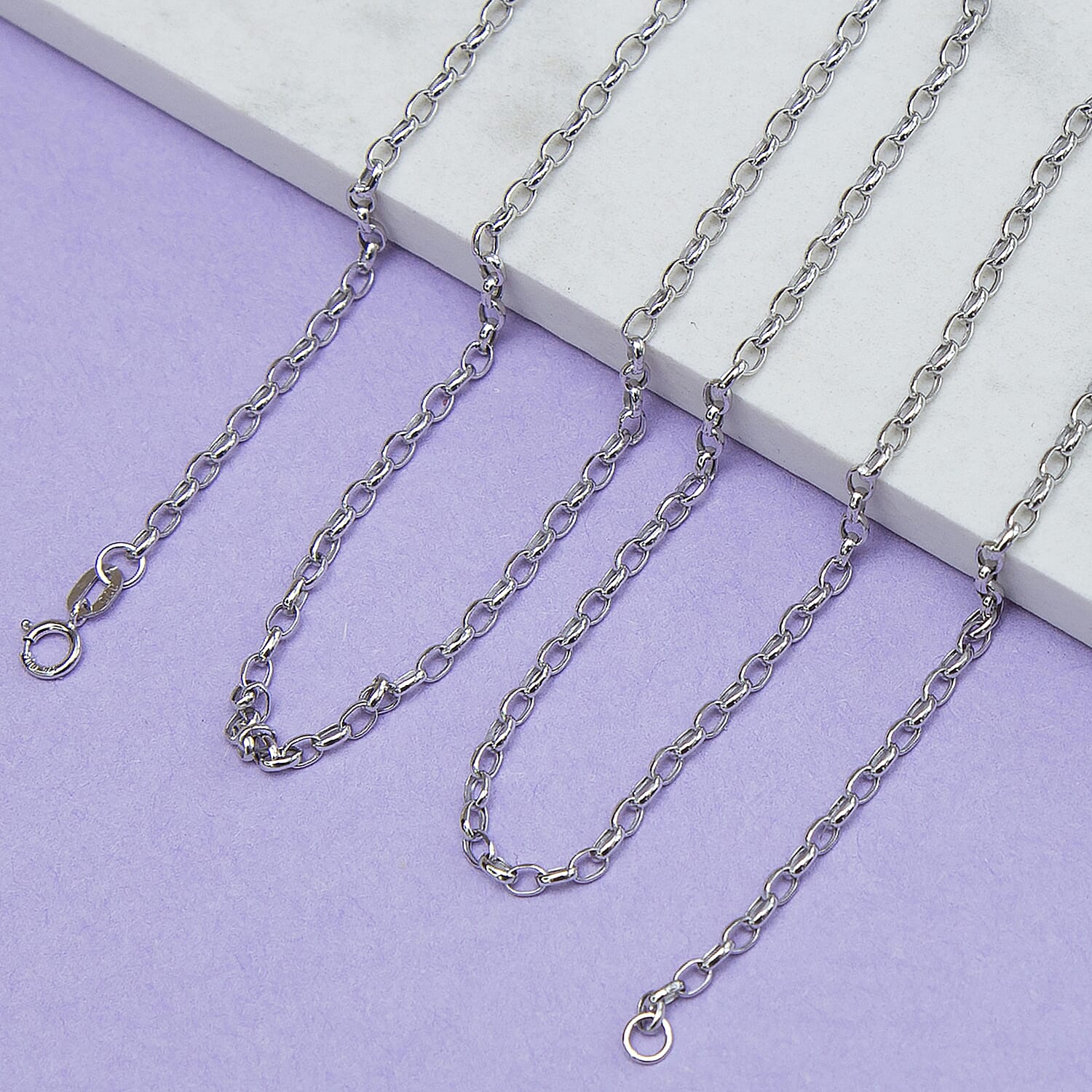 9K White Gold  Chain (Size - 22),  Gold Wt. 1.5 Gms