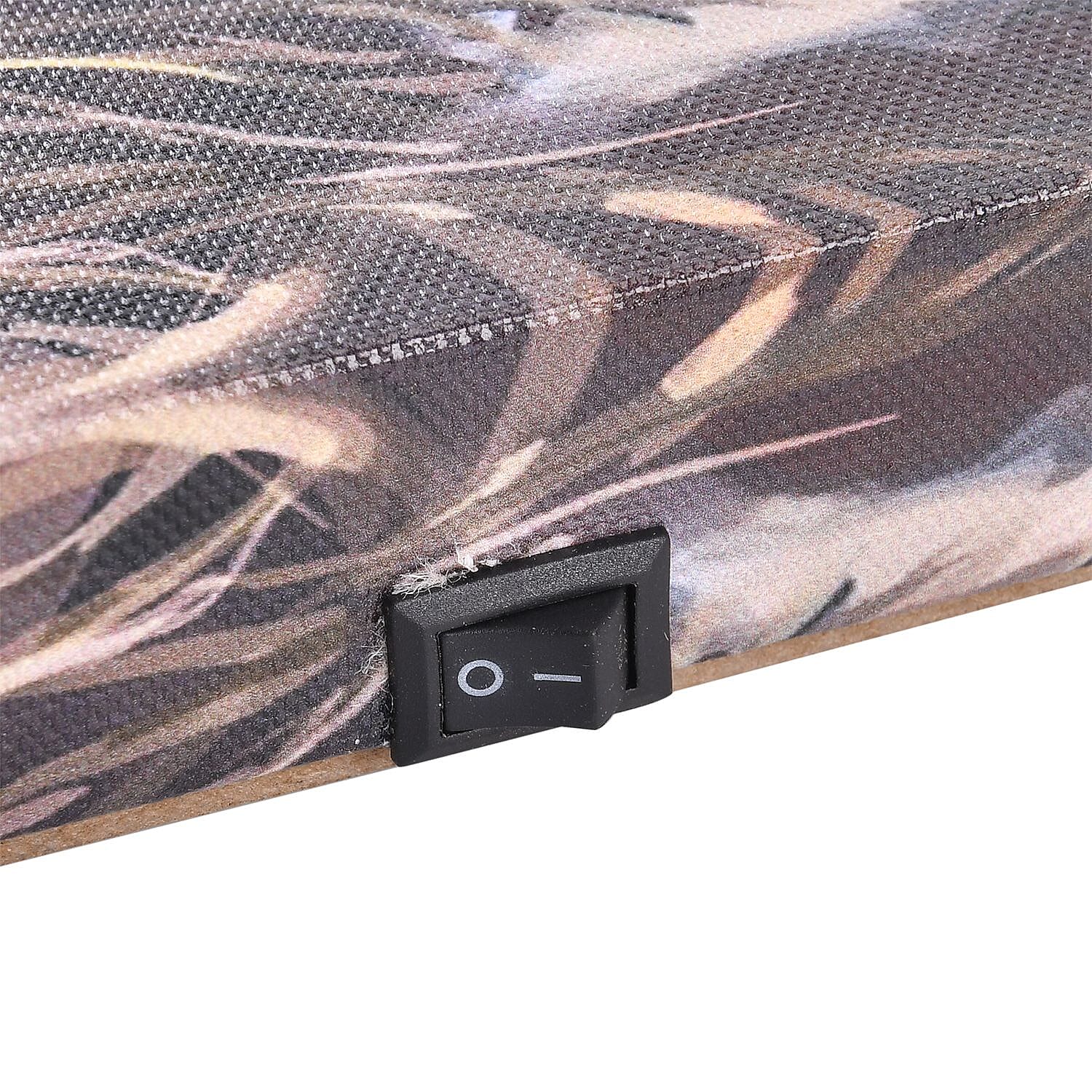 Light Up Nativity Scene - Requires 2AA Battery (not incld) 60cm x 30cm