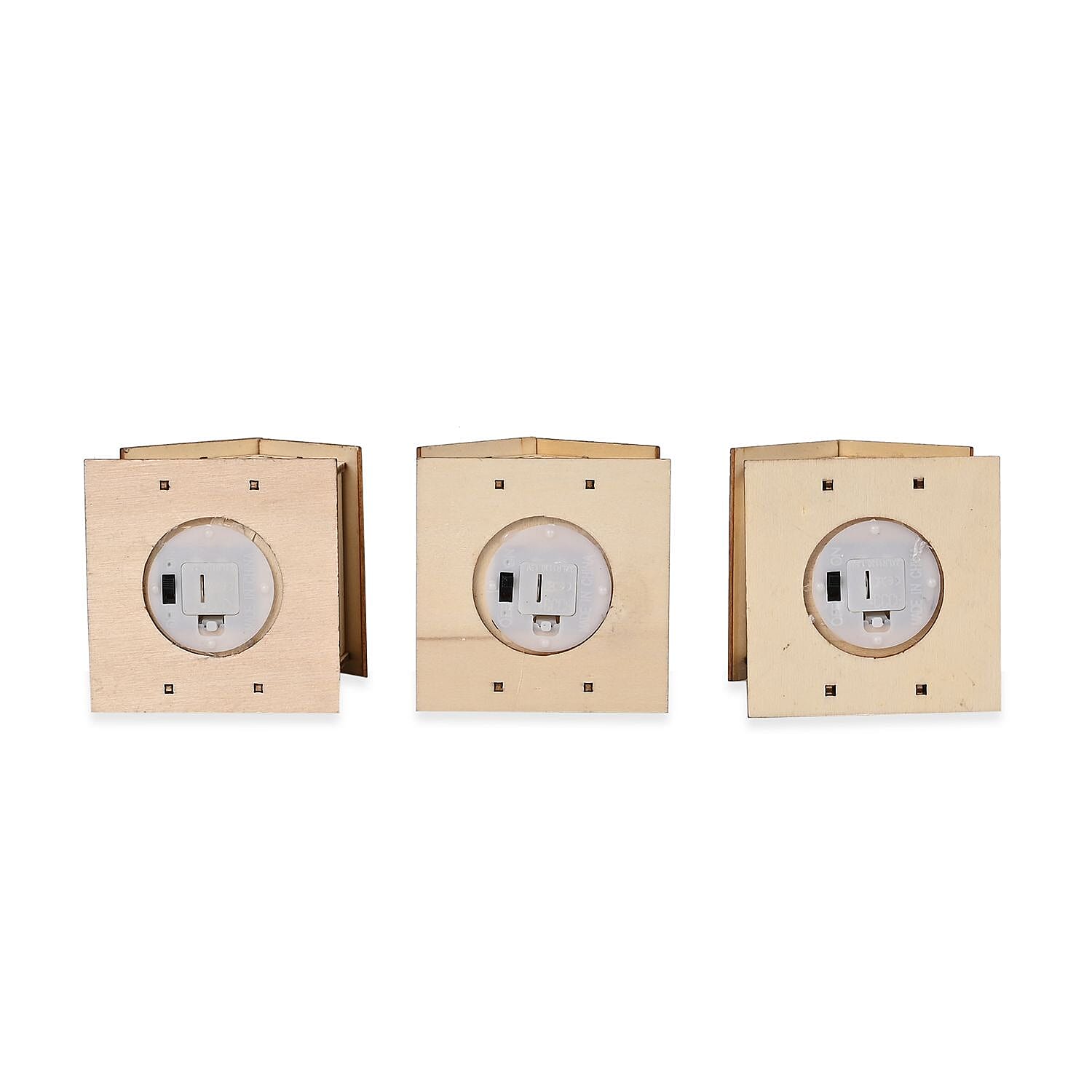 Set of 3 Hanging Christmas Wooden House with LED Warm Lights (Size 9x7x7 cm) - Log Set of 3 Hanging Christmas Wooden House with LED Warm Lights (Size 9x7x7 cm) - Log