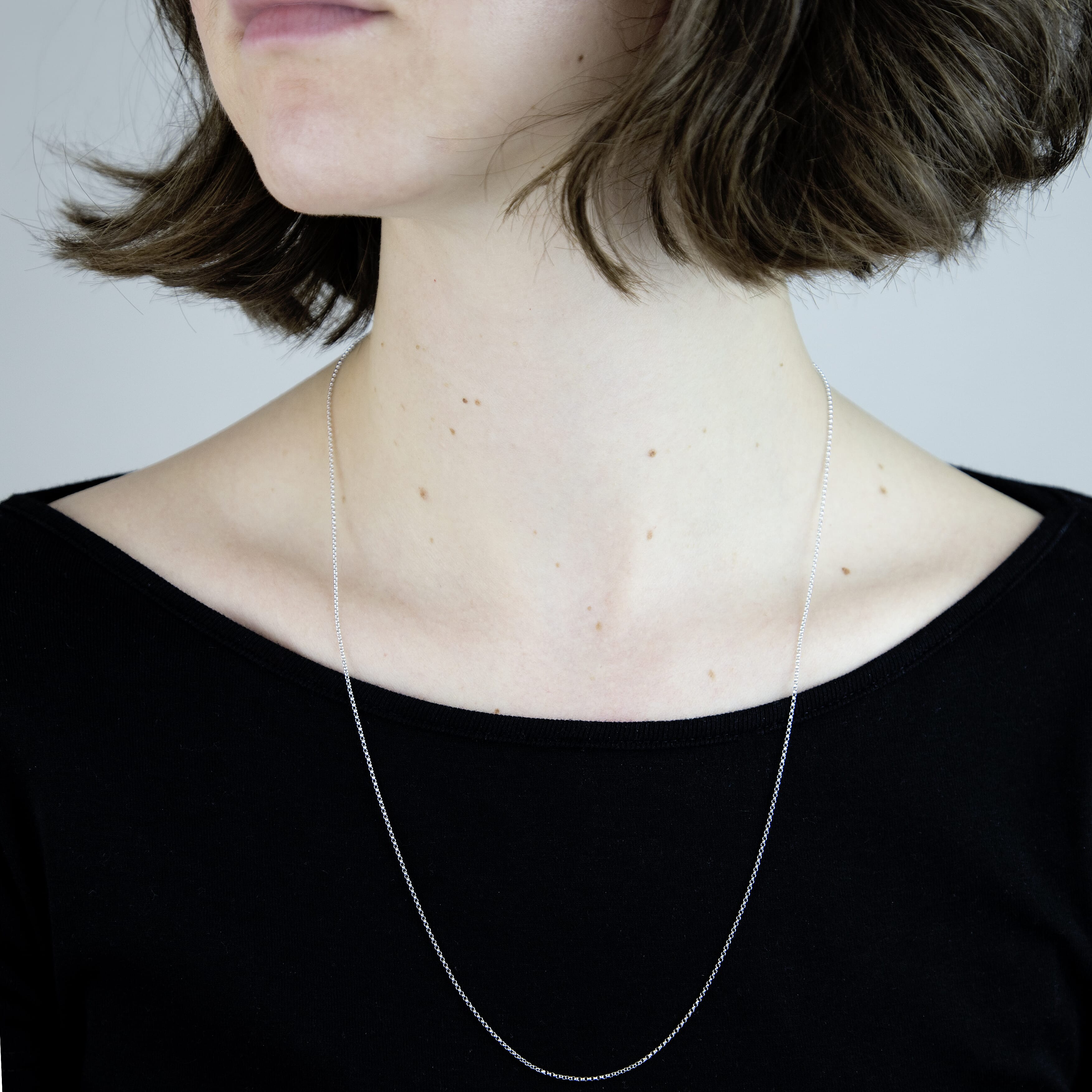 9K White Gold  Chain (Size - 24),  Gold Wt. 1.9 Gms