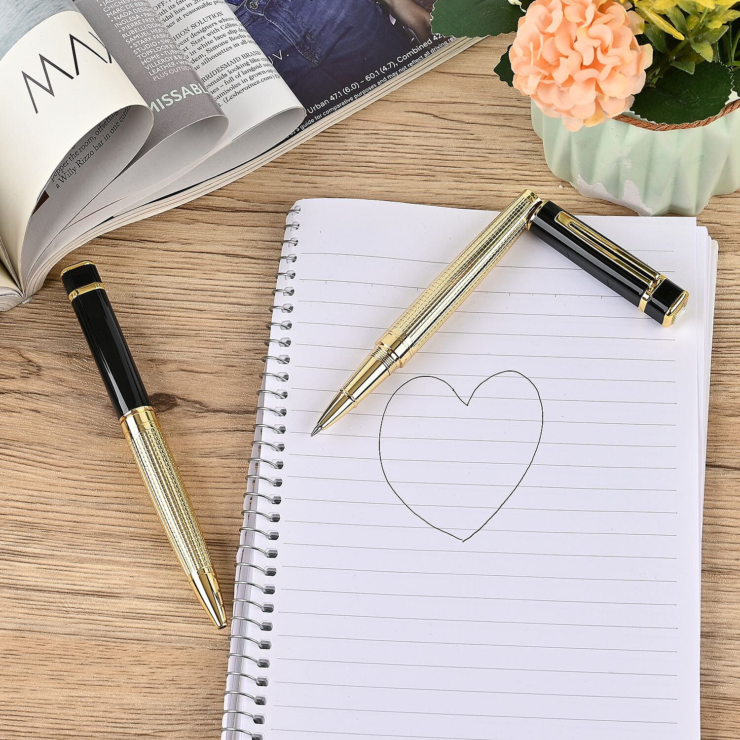 Set of 2 Executive Ballpoint Pens with 2 Replacement Blue Ink - Black & Gold