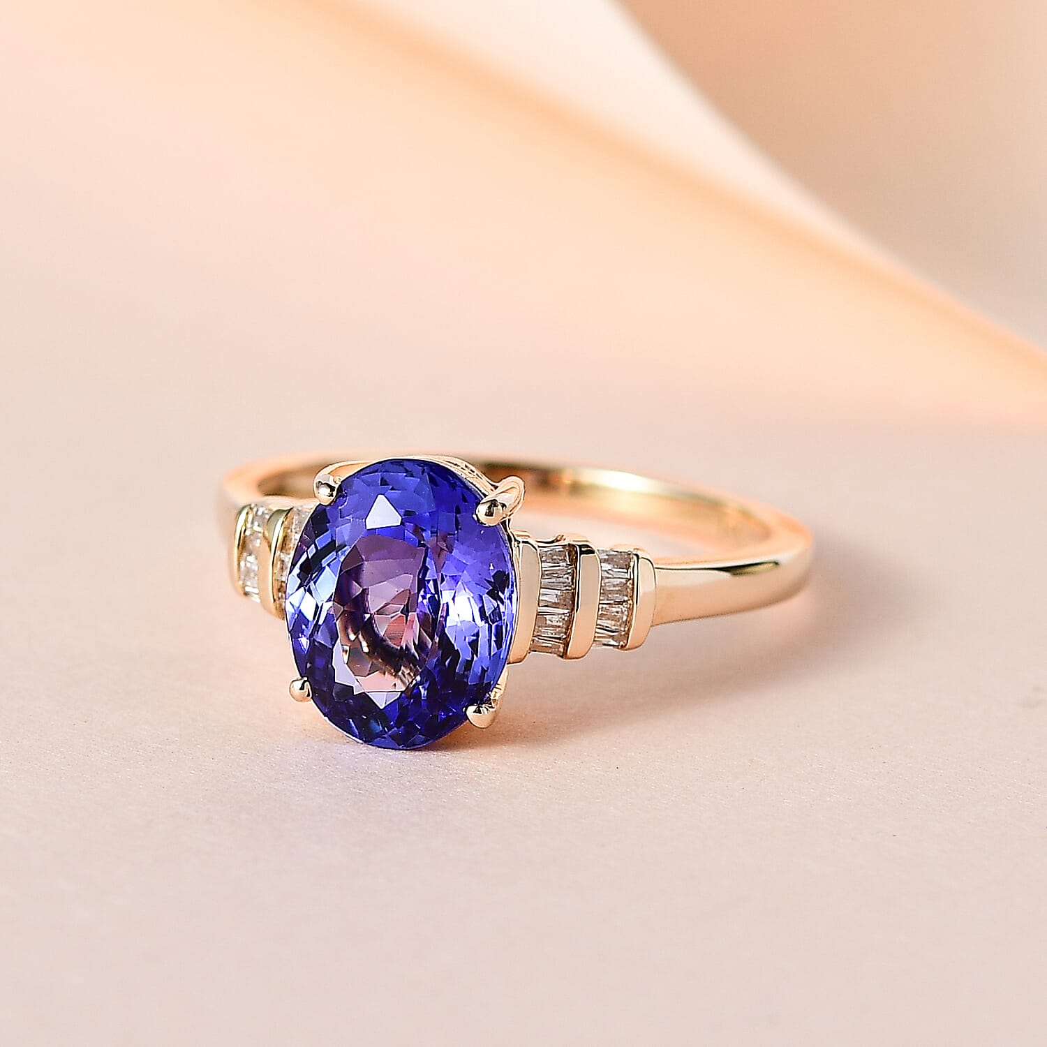 Collectors Edition- 14K Yellow Gold AAA Tanzanite (Oval 10x8 mm) and Diamond Ring 3.00 Ct