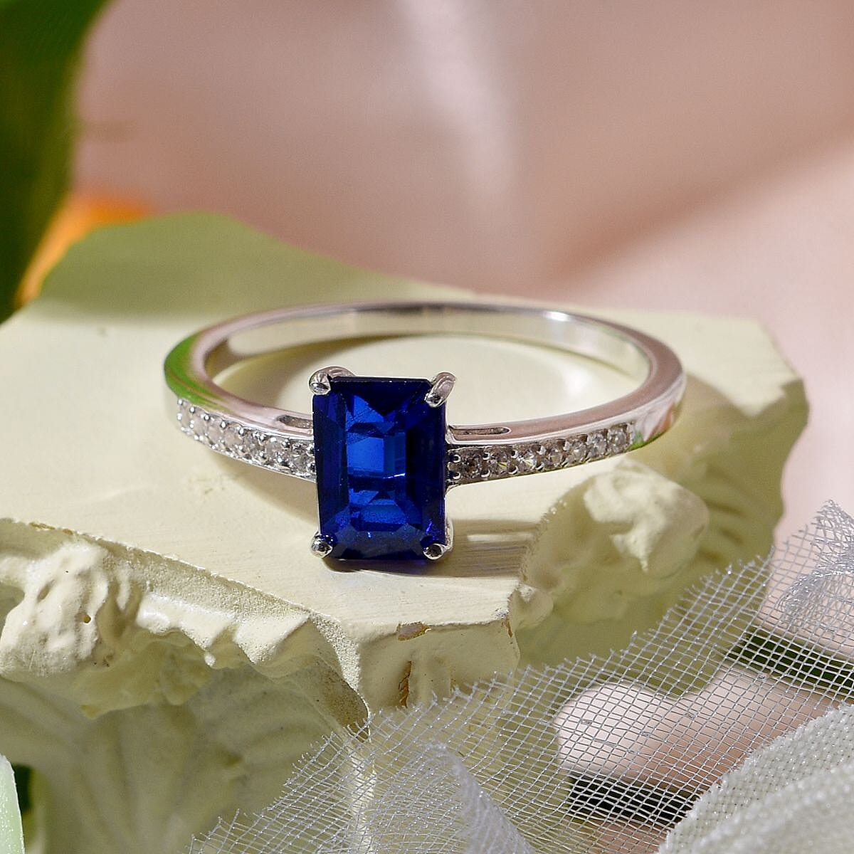 Tanzanian Blue Spinel and Natural Zircon Ring in Rhodium Overlay Sterling Silver 1.07 Ct