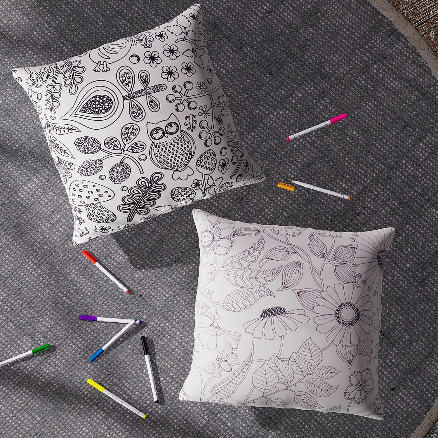 Set of 2 - DIY Grafitti Colouring Pillow Cover with 8 Water Colour Pens (Size 44 Cm)