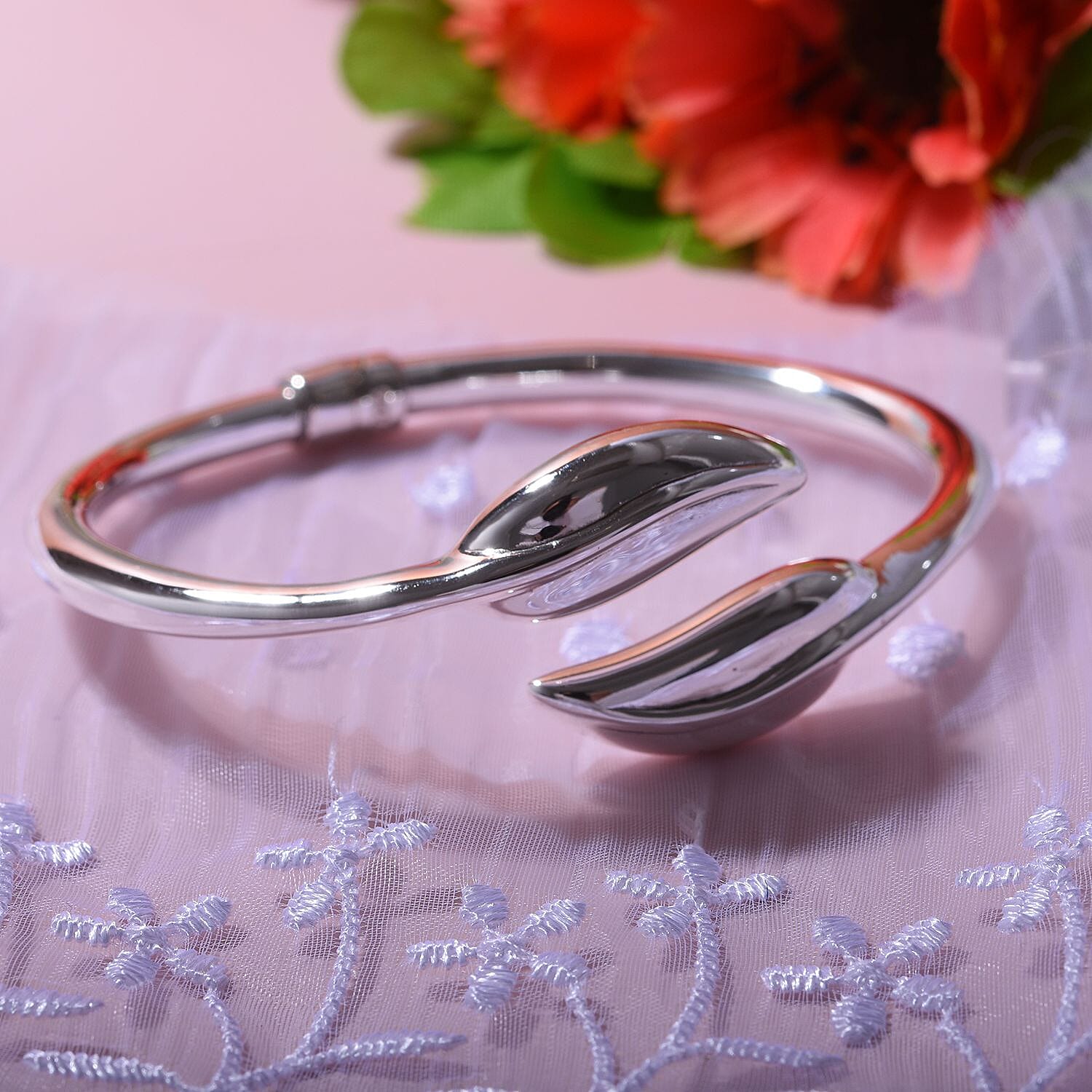 Sterling Silver Olive Leaf Bypass Bangle (Size - 7.5), Silver Wt. 12.90 Gms