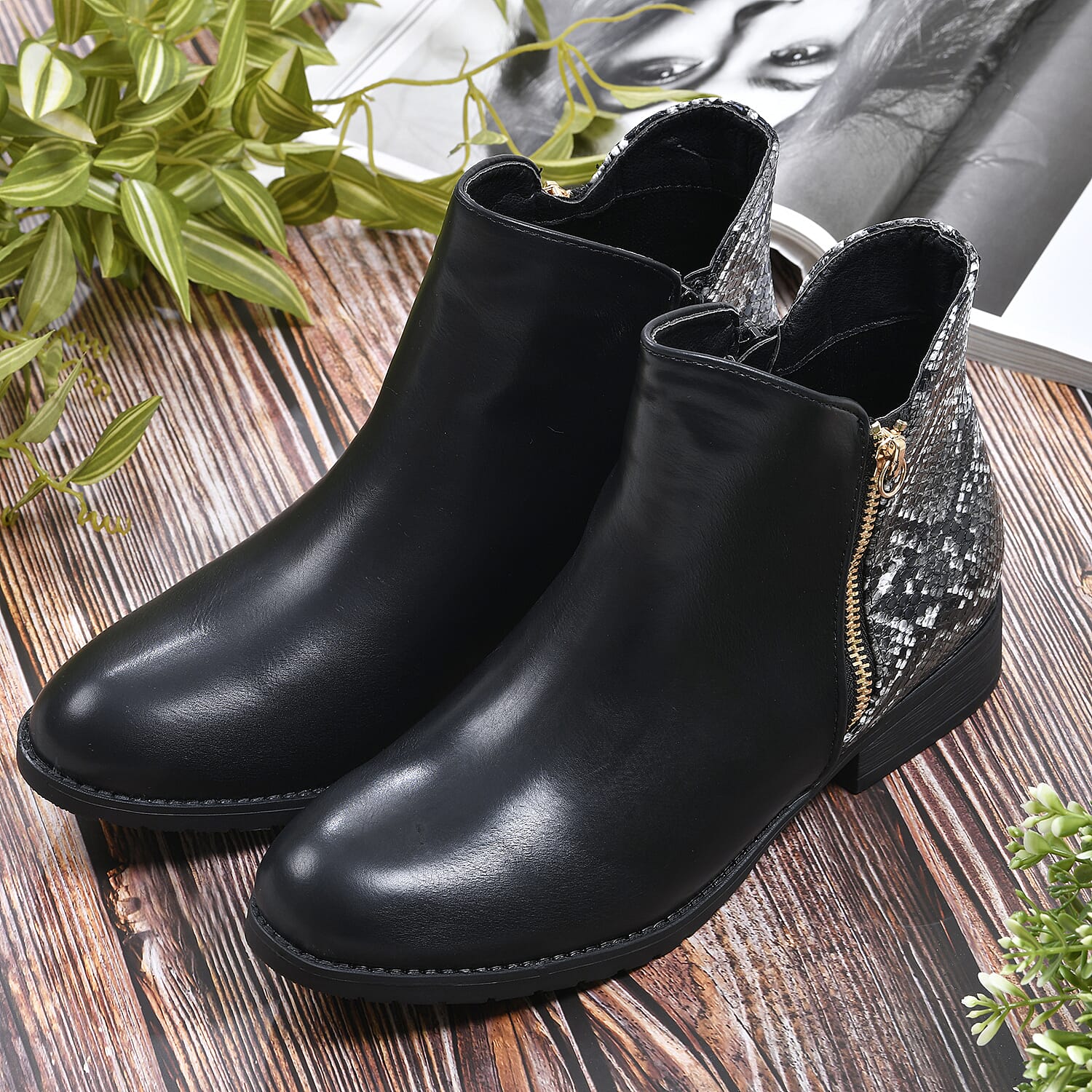 Snake Pattern Ankle Boots with Side Zipper - Black