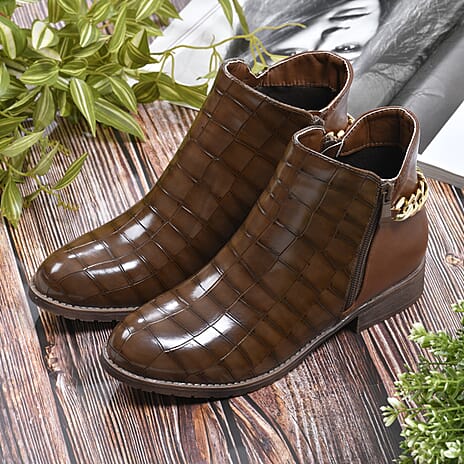 Croc Embossed Pattern Curb Chain Detail Ankle Boots (Size 6) - Brown