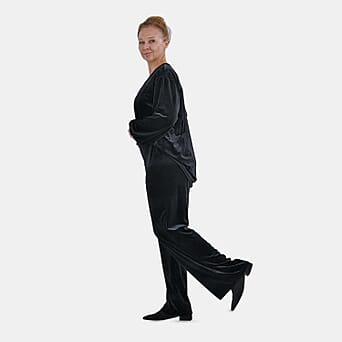 https://tjcuk.sirv.com/Products/75/9/7598981/Luxury-Velvet-V-Neck-Blouse-One-Size-Curve-Black_7598981.jpg?w=342&h=342