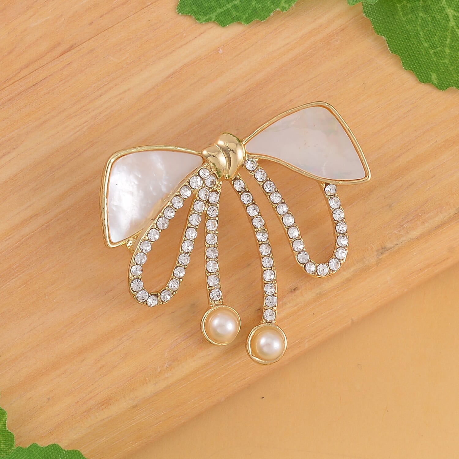 White Shell Pearl & White Austrian Crystal Brooch in Yellow Gold Tone