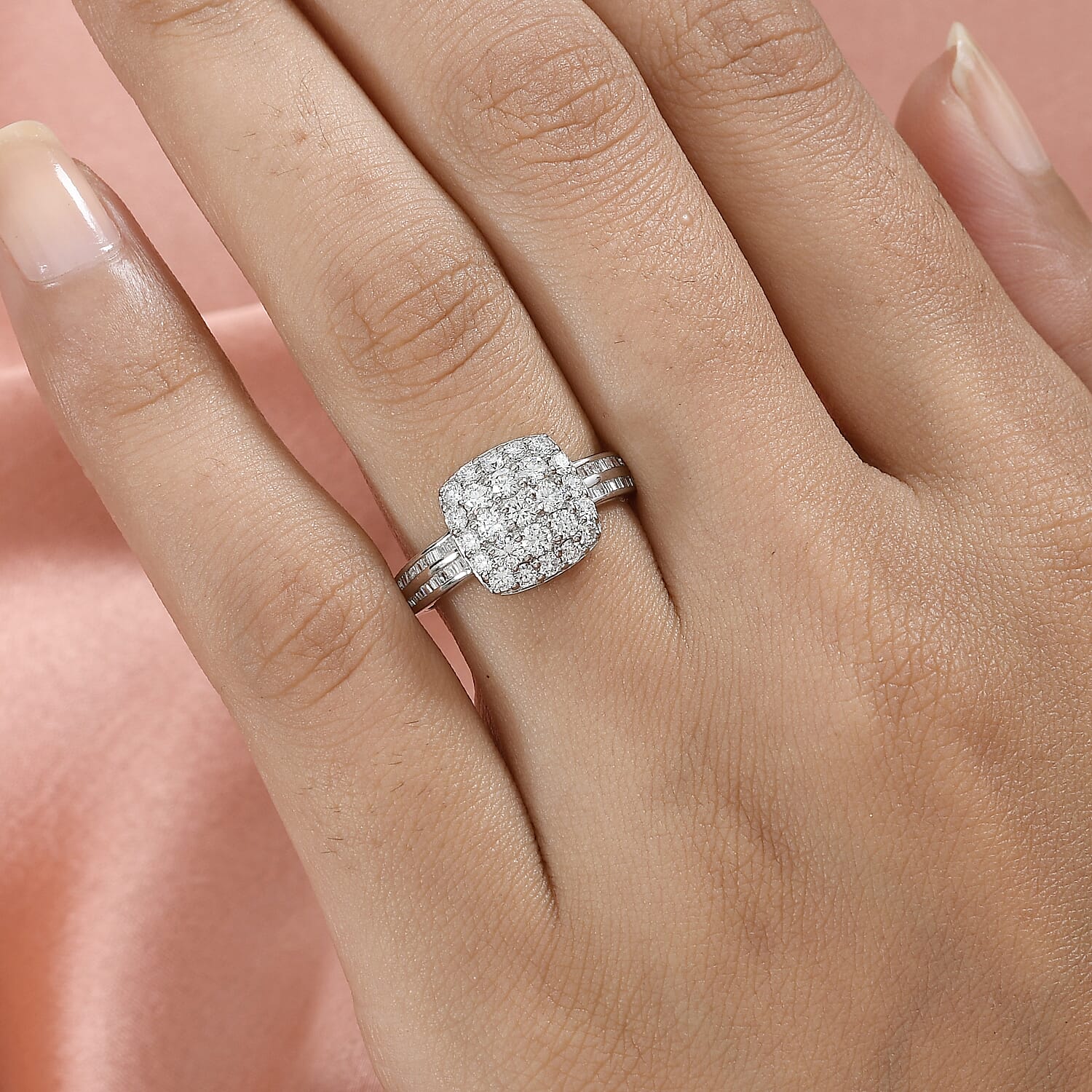 RHAPSODY 950 Platinum IGI Certified Diamond (VS-E-F) Cluster Ring 1.04 Ct, Platinum Wt 5.90 Gms